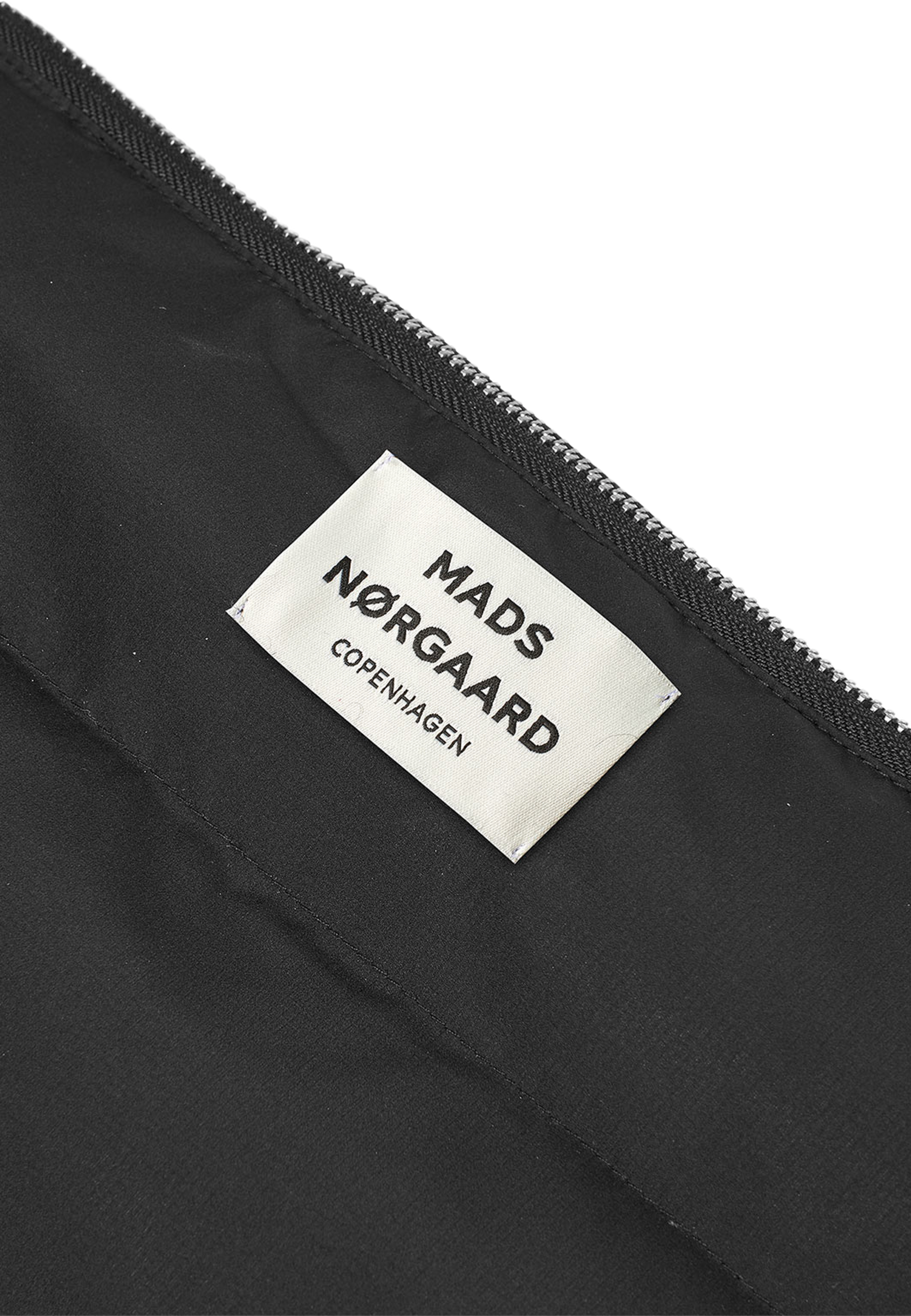 Light Ripstop Beat Computer Sleeve Computer bag, från Mads Nørgaard, i färgen Black. Klicka för att öppna bilden i stort format