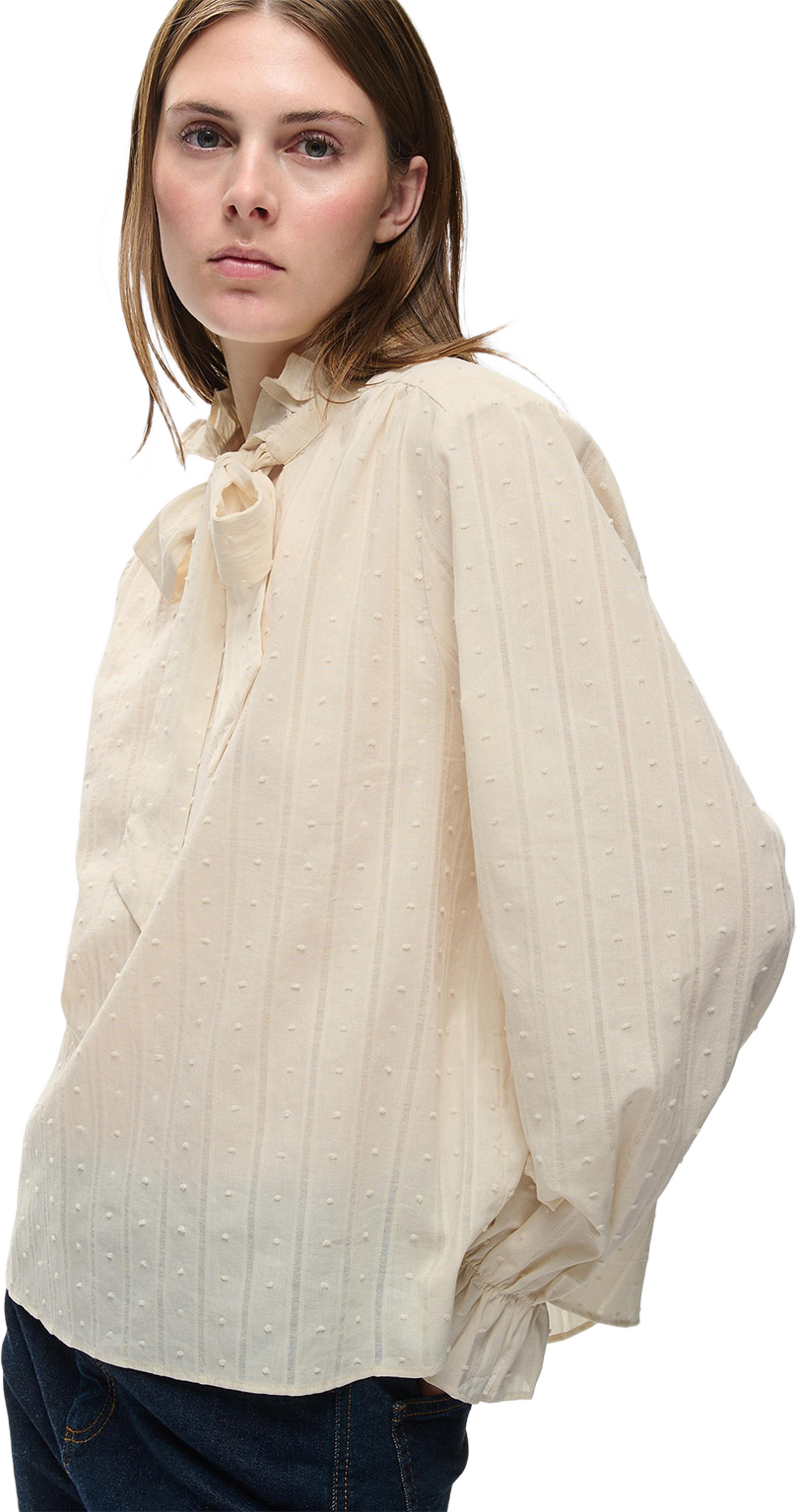 SAGEIW BLOUSE Shirt, från Inwear, i färgen Pearled Ivory. Klicka för att öppna bilden i stort format