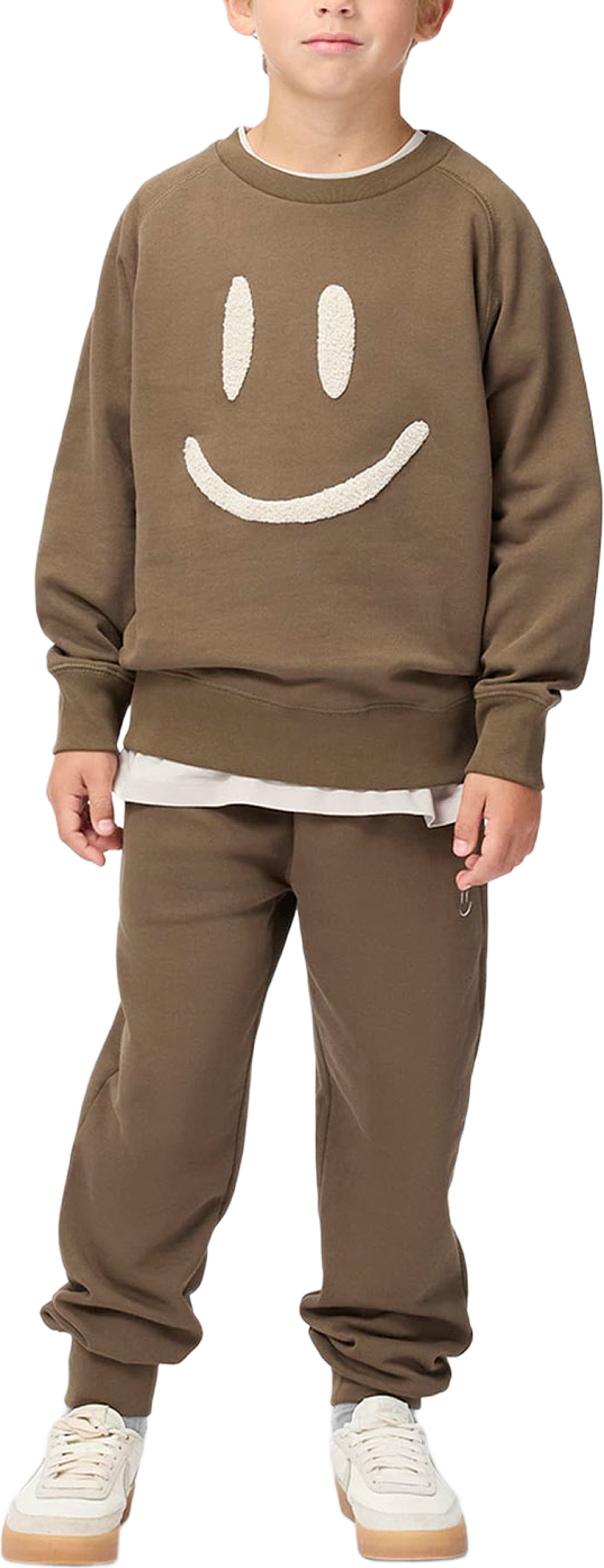 Mike Sweatshirt, från Molo, i färgen Ground. Klicka för att öppna bilden i stort format