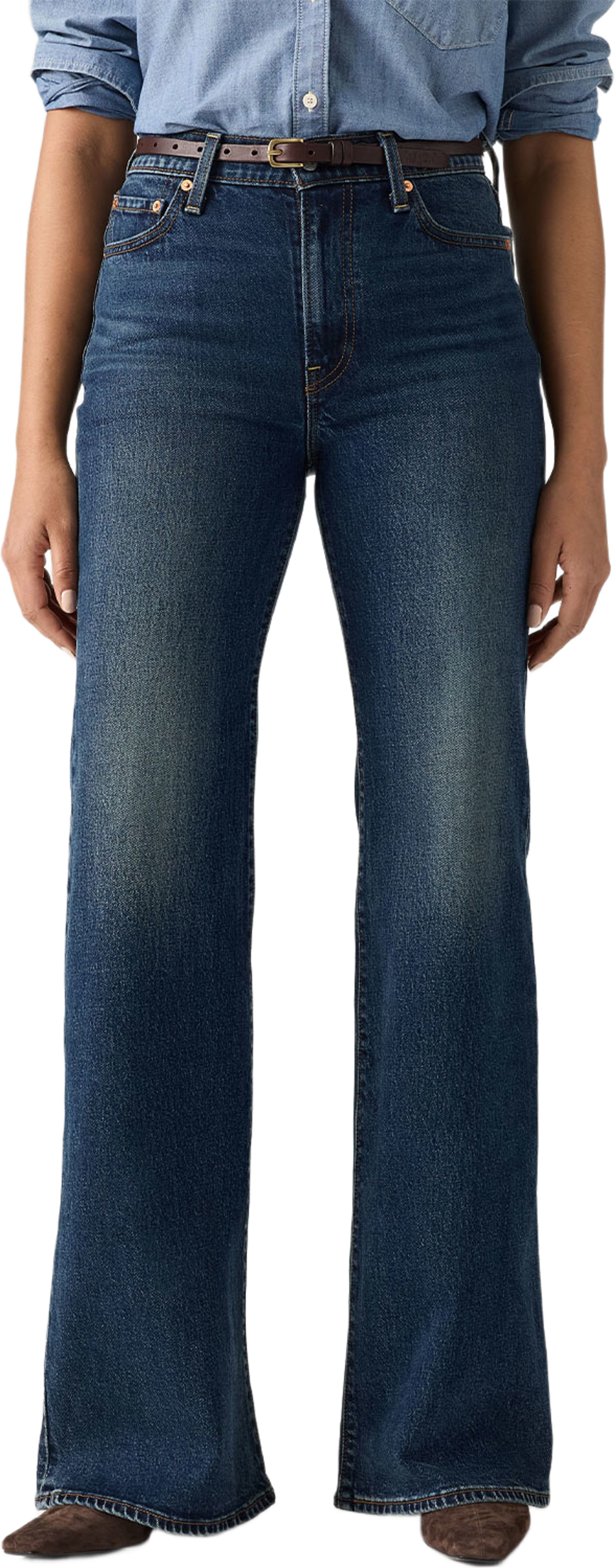 Ribcage Flare Jeans, från Levi's, i färgen Med Indigo - Worn In. Klicka för att öppna bilden i stort format