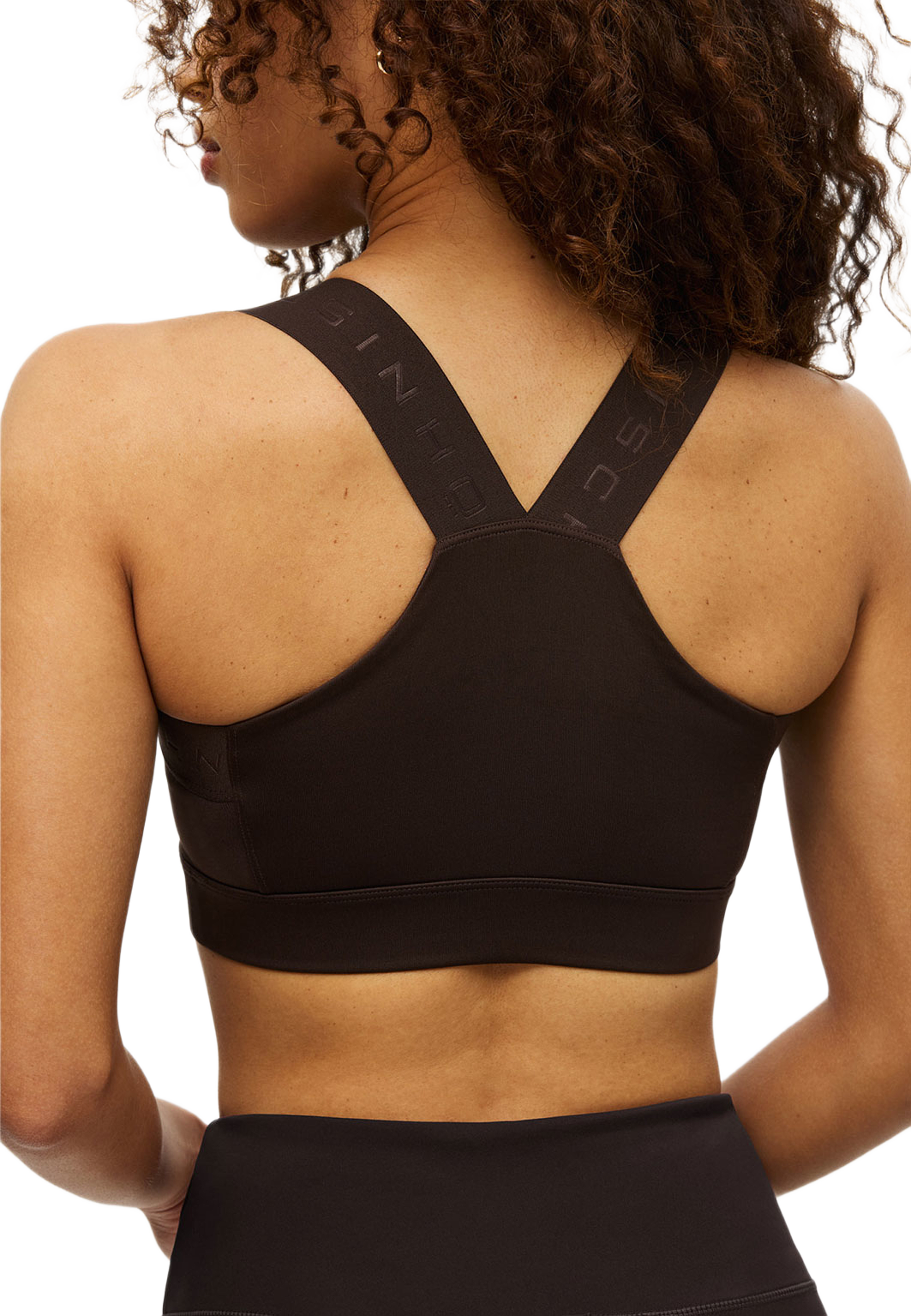 Kay Sports Bra, från Röhnisch, i färgen Java. Klicka för att öppna bilden i stort format
