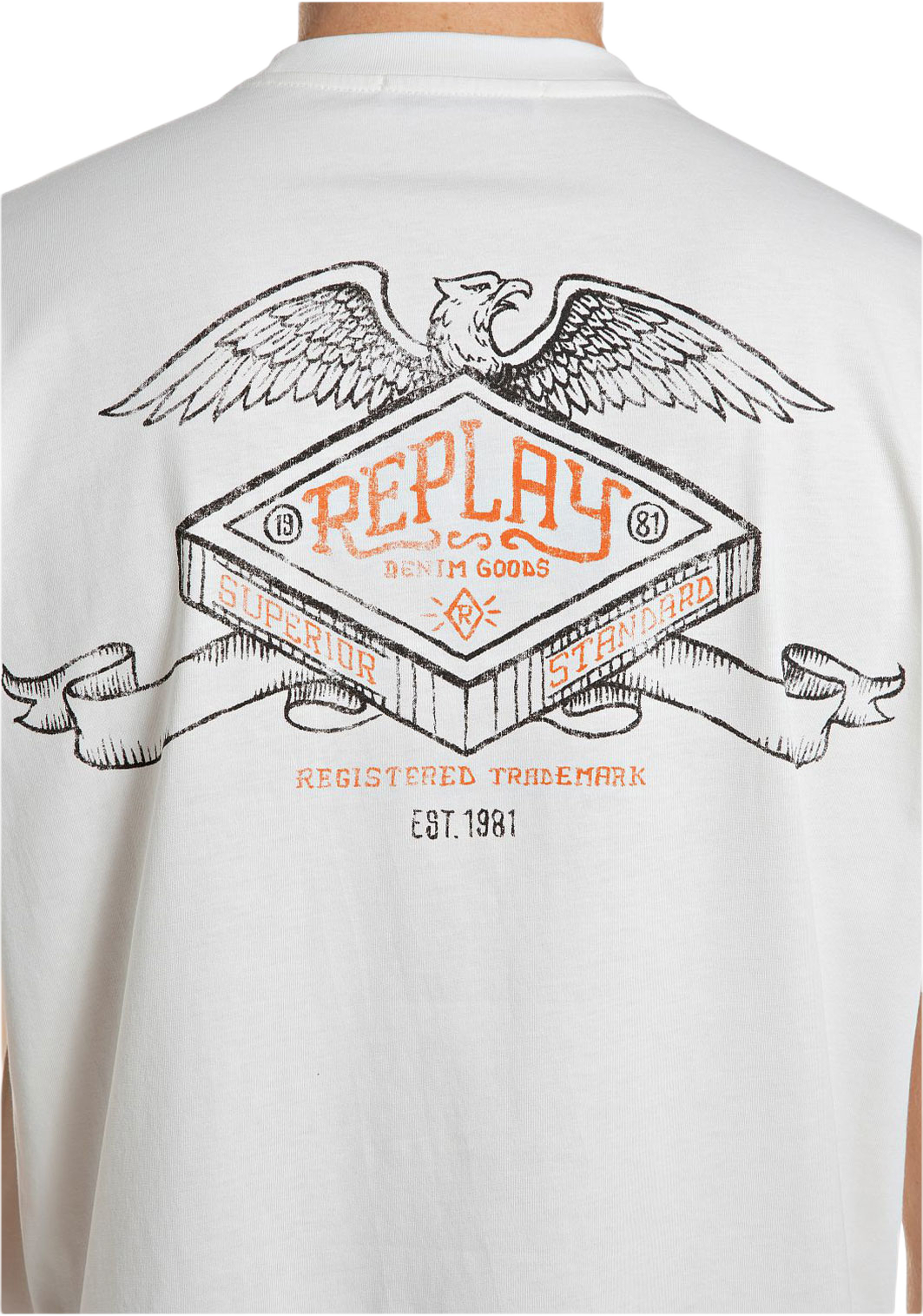 T-shirt with Design on Back, från Replay, i färgen Gardenia. Klicka för att öppna bilden i stort format