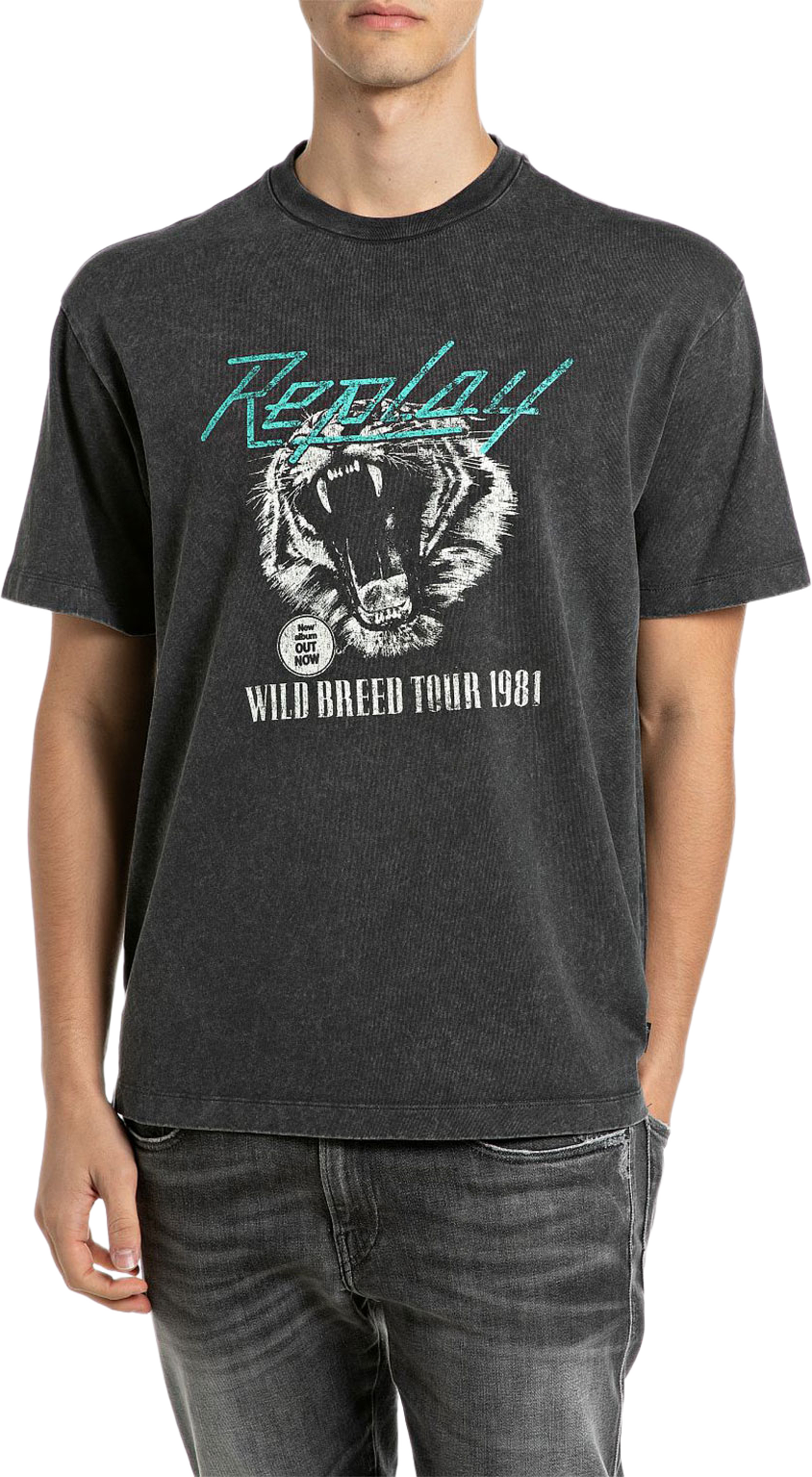 Relaxed Fit T-shirt with Tiger Print, från Replay, i färgen Raven. Klicka för att öppna bilden i stort format