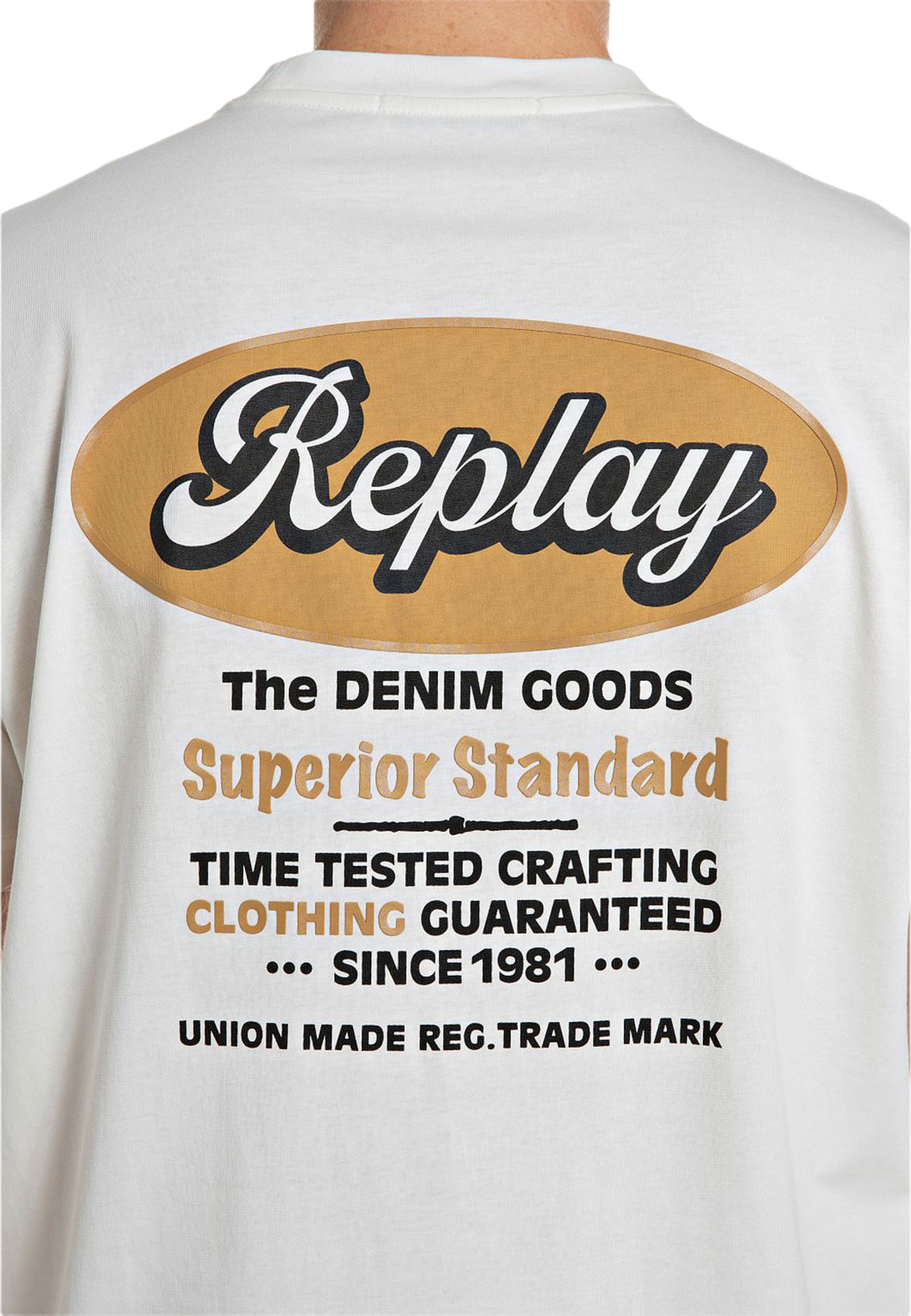 T-shirt with Design on Back, från Replay, i färgen Gardenia. Klicka för att öppna bilden i stort format