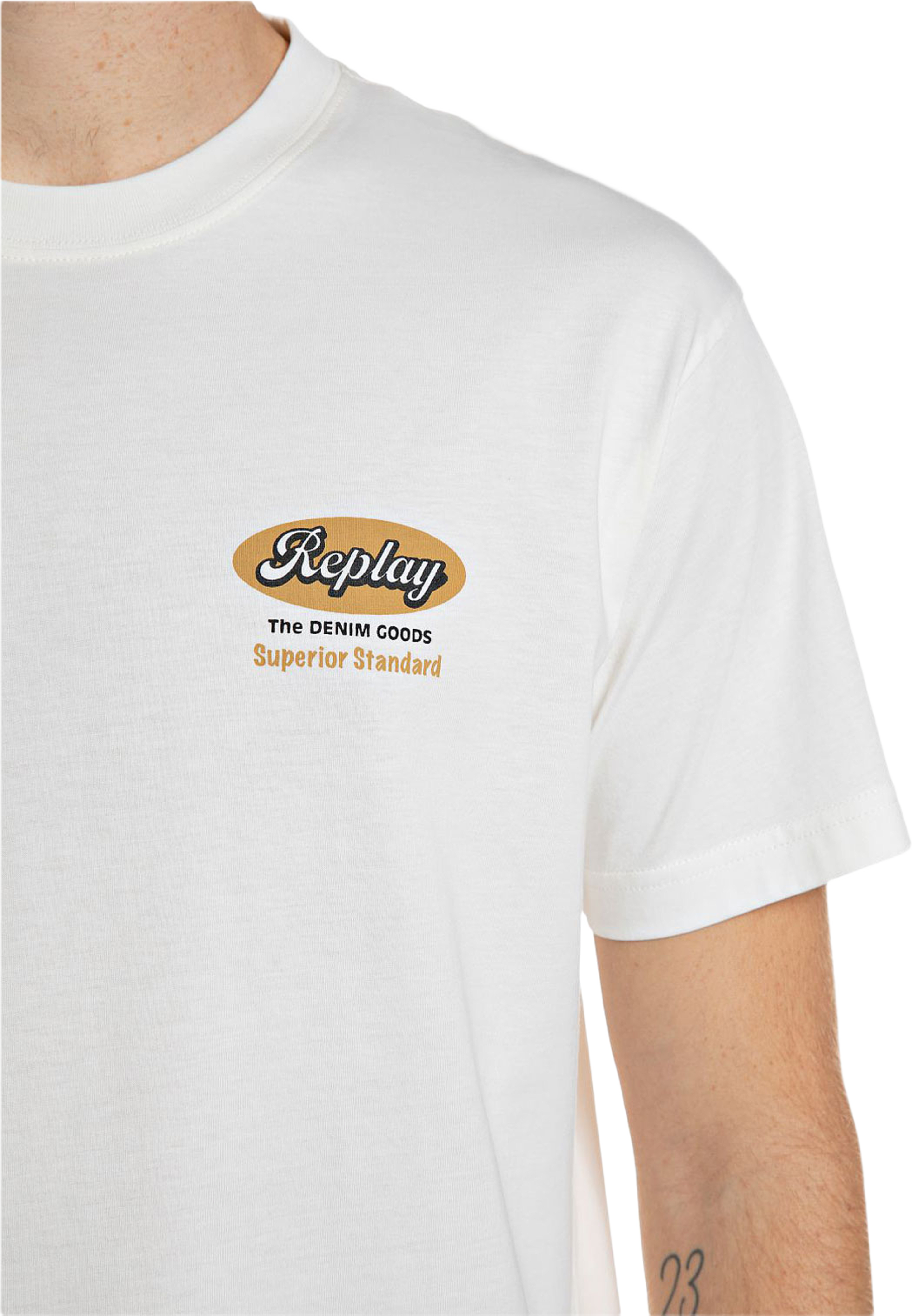 T-shirt with Design on Back, från Replay, i färgen Gardenia. Klicka för att öppna bilden i stort format