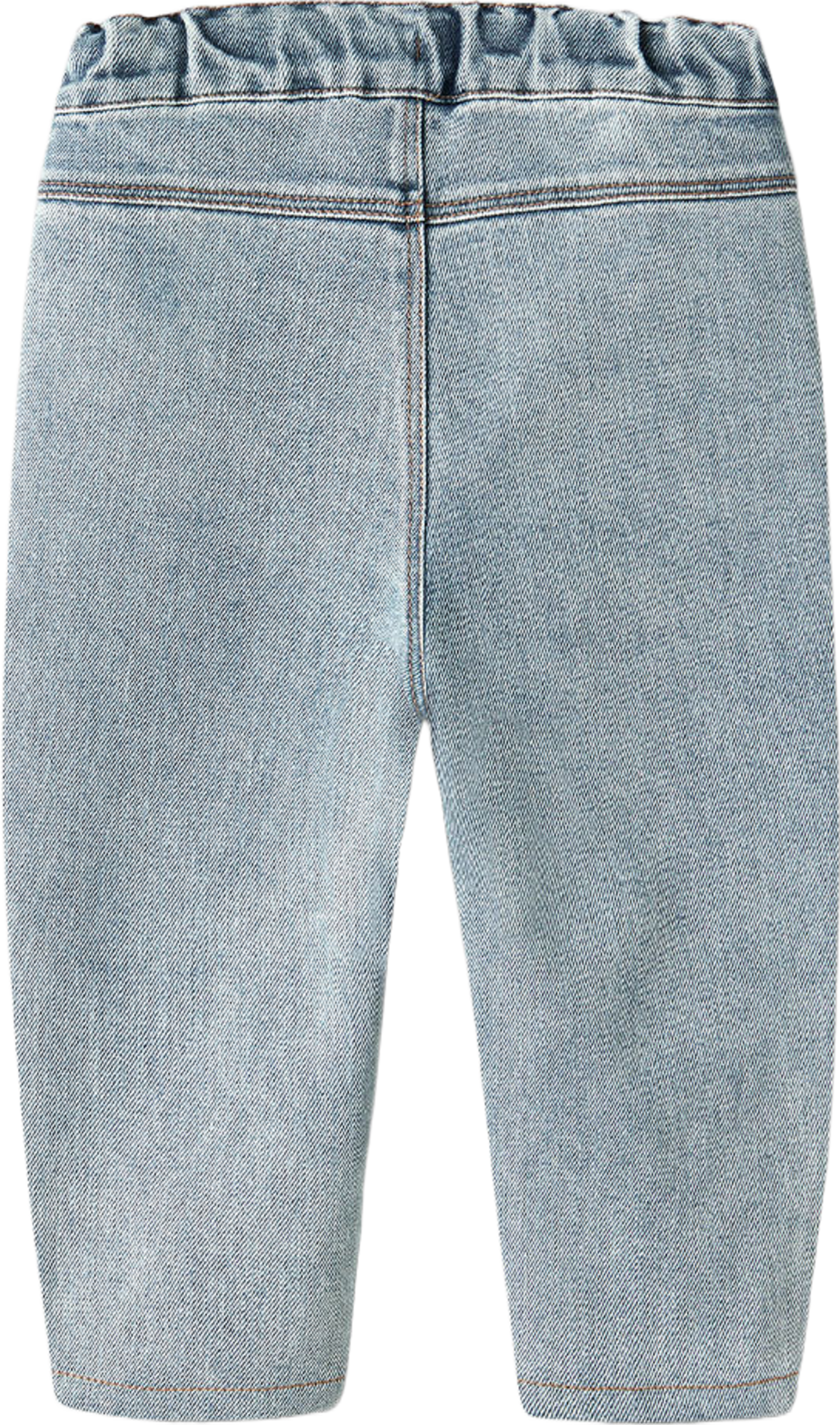 Darlee Loose Jeans, från Lil'Atelier, i färgen Medium Blue Denim. Klicka för att öppna bilden i stort format