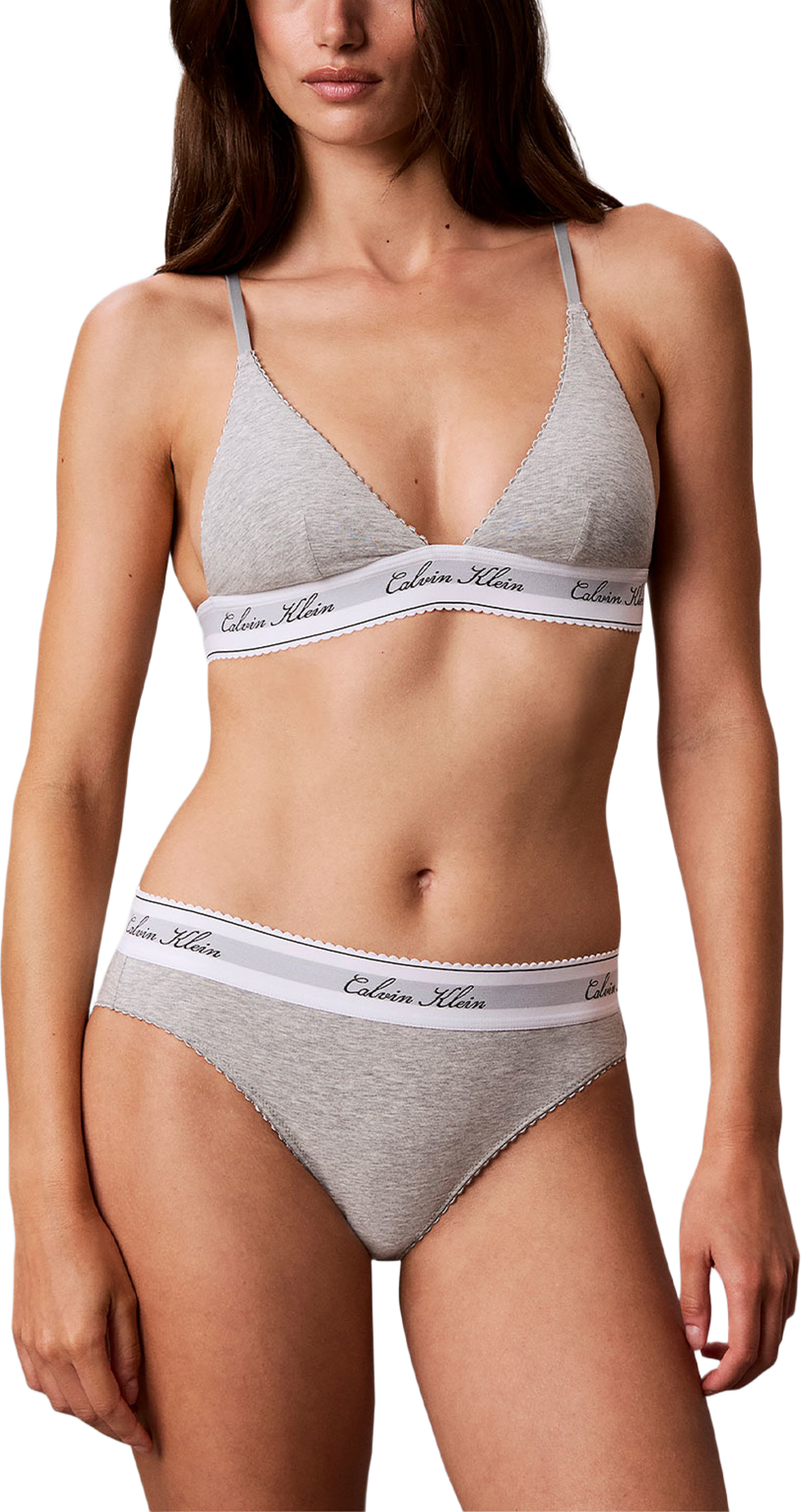 Trosa Bikini, från Calvin Klein, i färgen Grey Heather. Klicka för att öppna bilden i stort format