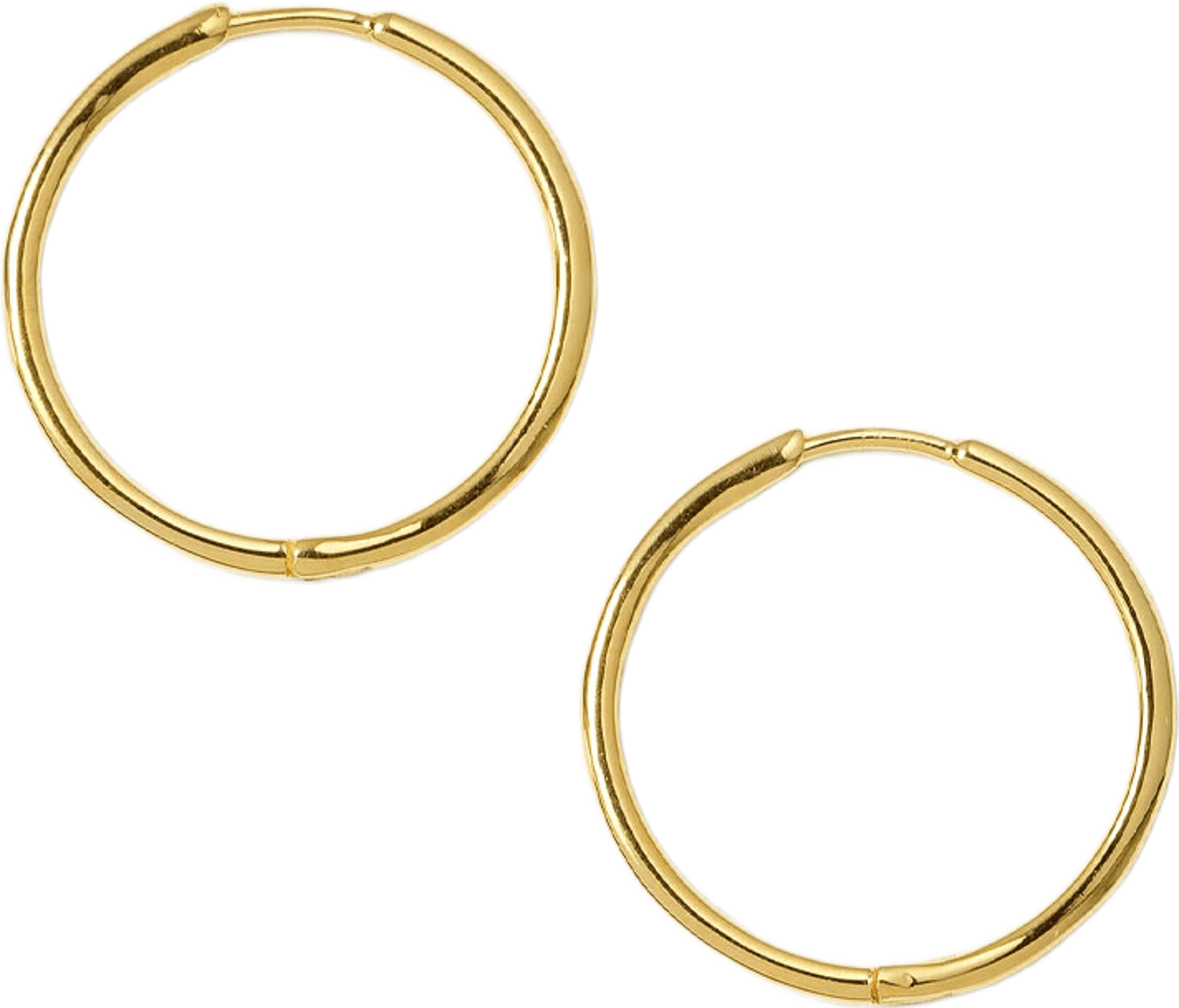 Örhängen Beloved Medium Hoops, från Syster P, i färgen Gold. Klicka för att öppna bilden i stort format