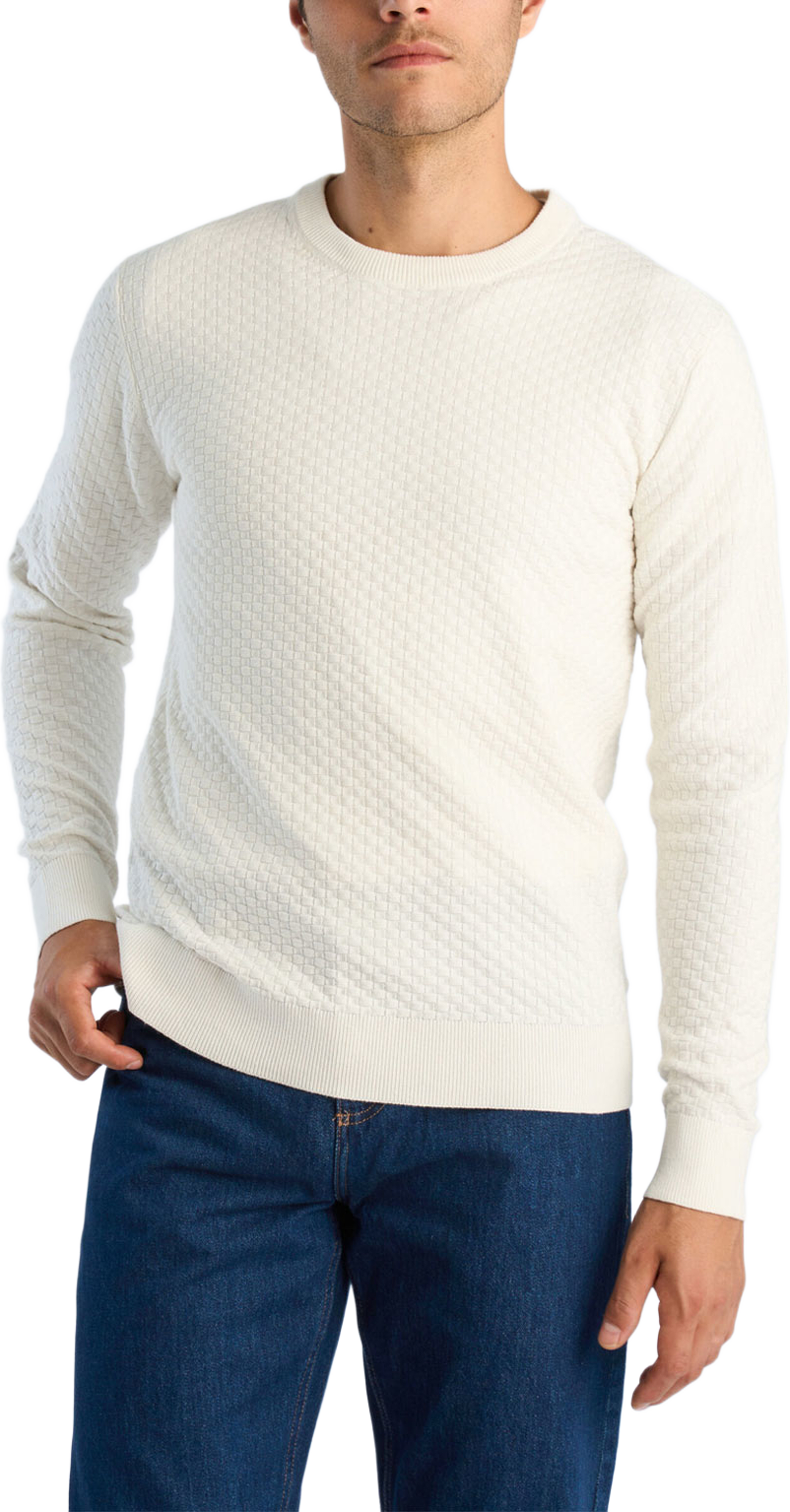 Structure o-neck knit L/S, från Lindbergh, i färgen Off White. Klicka för att öppna bilden i stort format