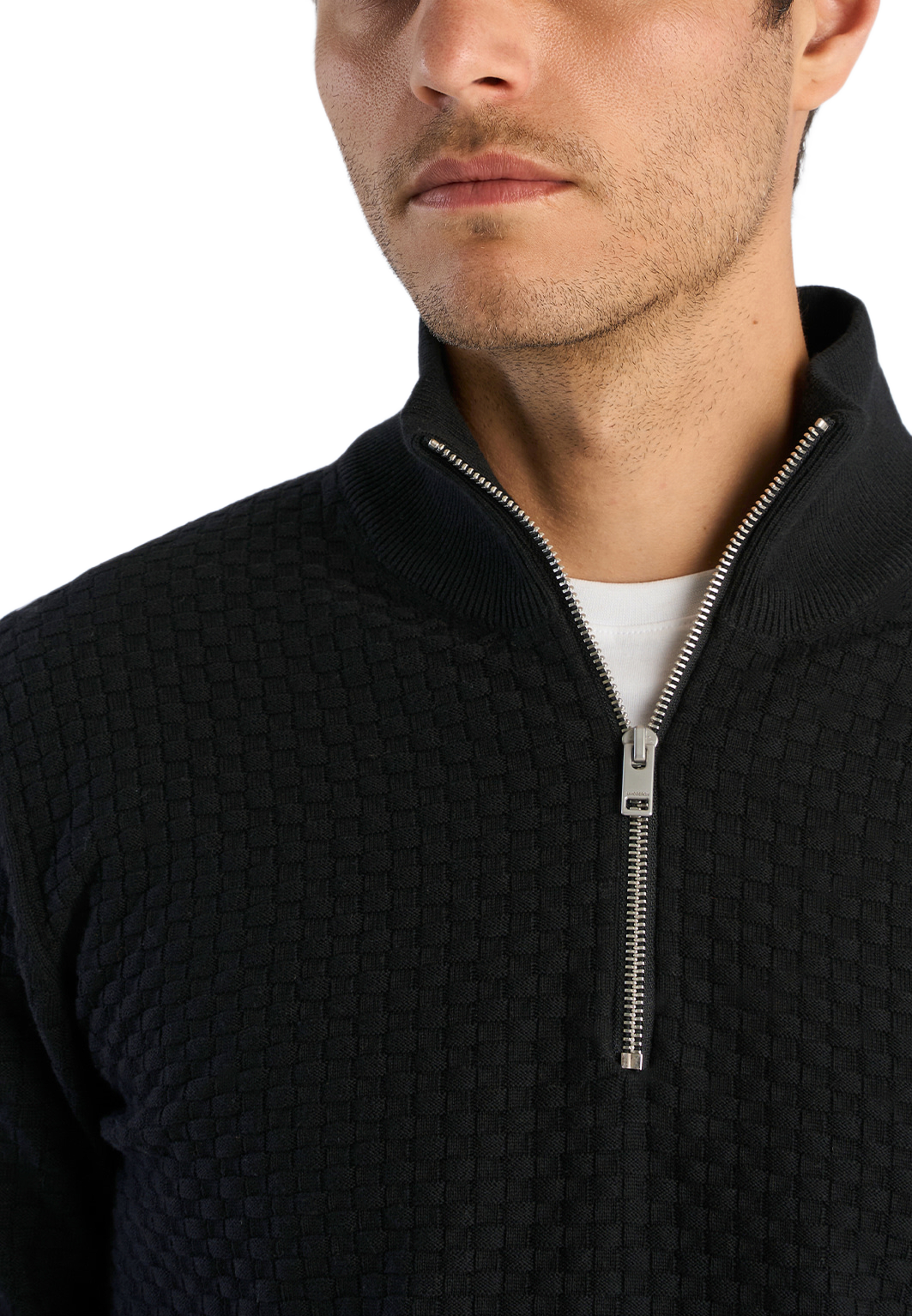 Structure half zip, från Lindbergh, i färgen Black. Klicka för att öppna bilden i stort format
