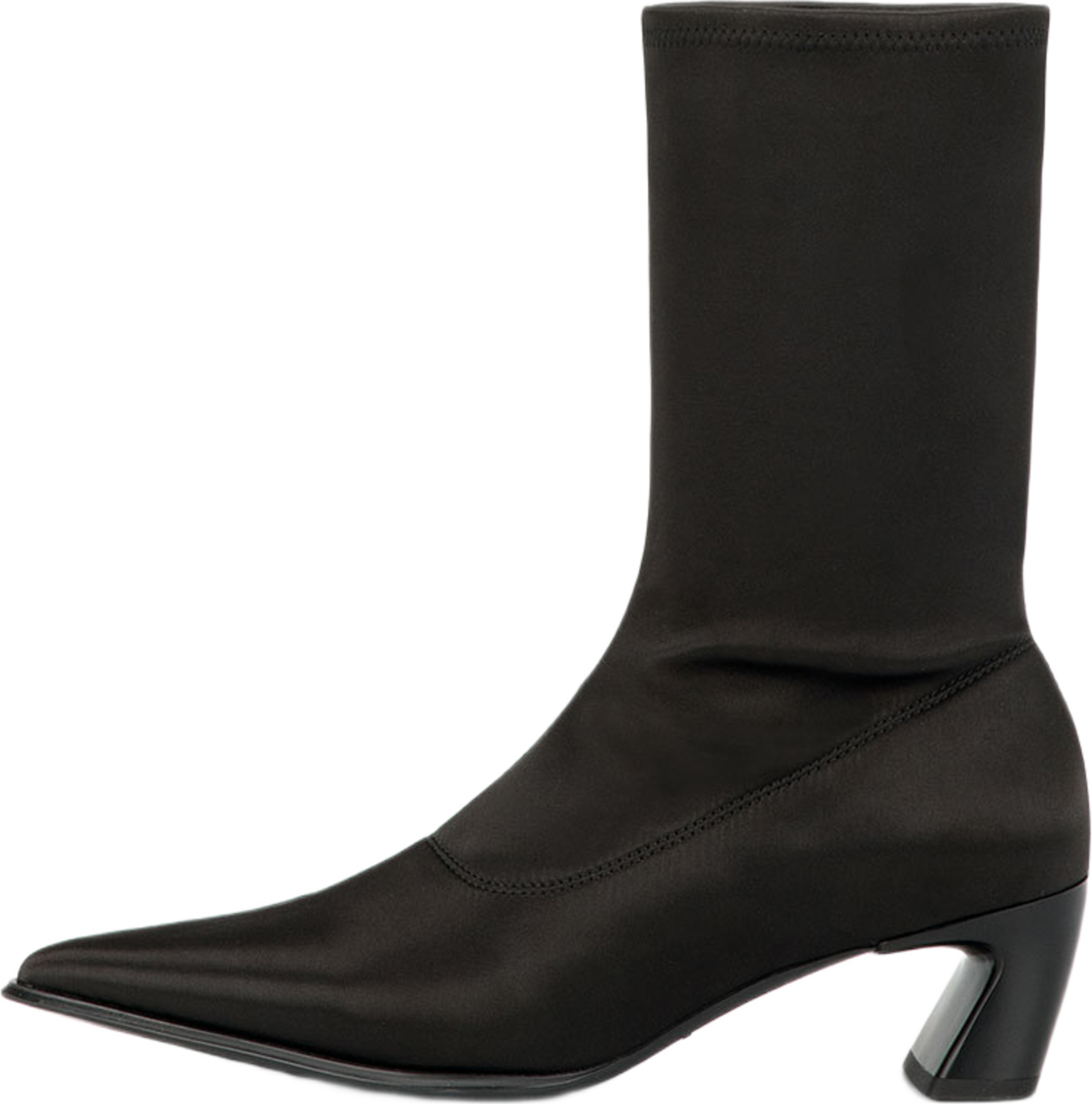 Ilona Boots Heel Classic, från Vagabond Shoemakers, i färgen Black. Klicka för att öppna bilden i stort format