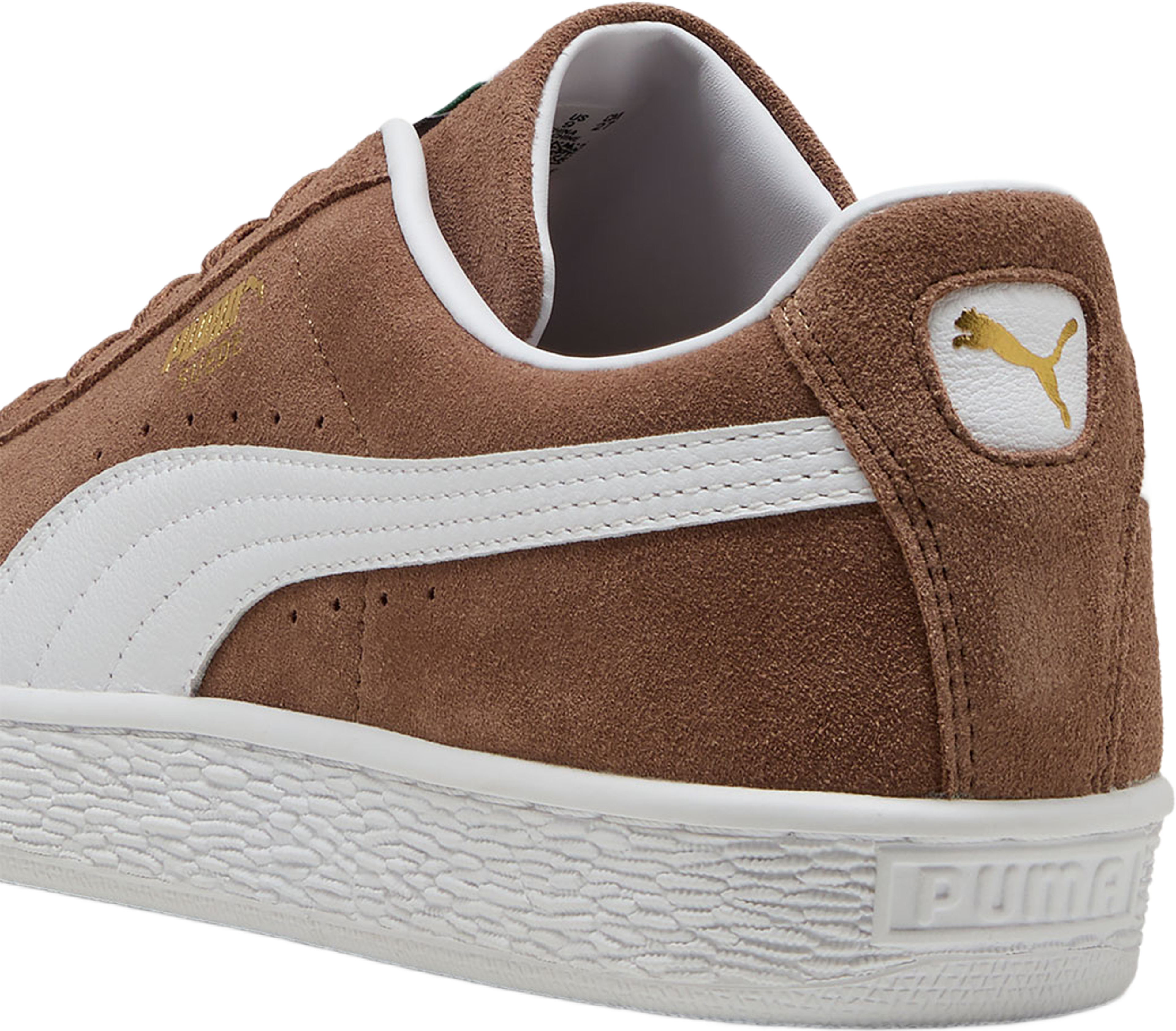 Suede Classic, från Puma, i färgen Haute Coffee-puma White. Klicka för att öppna bilden i stort format