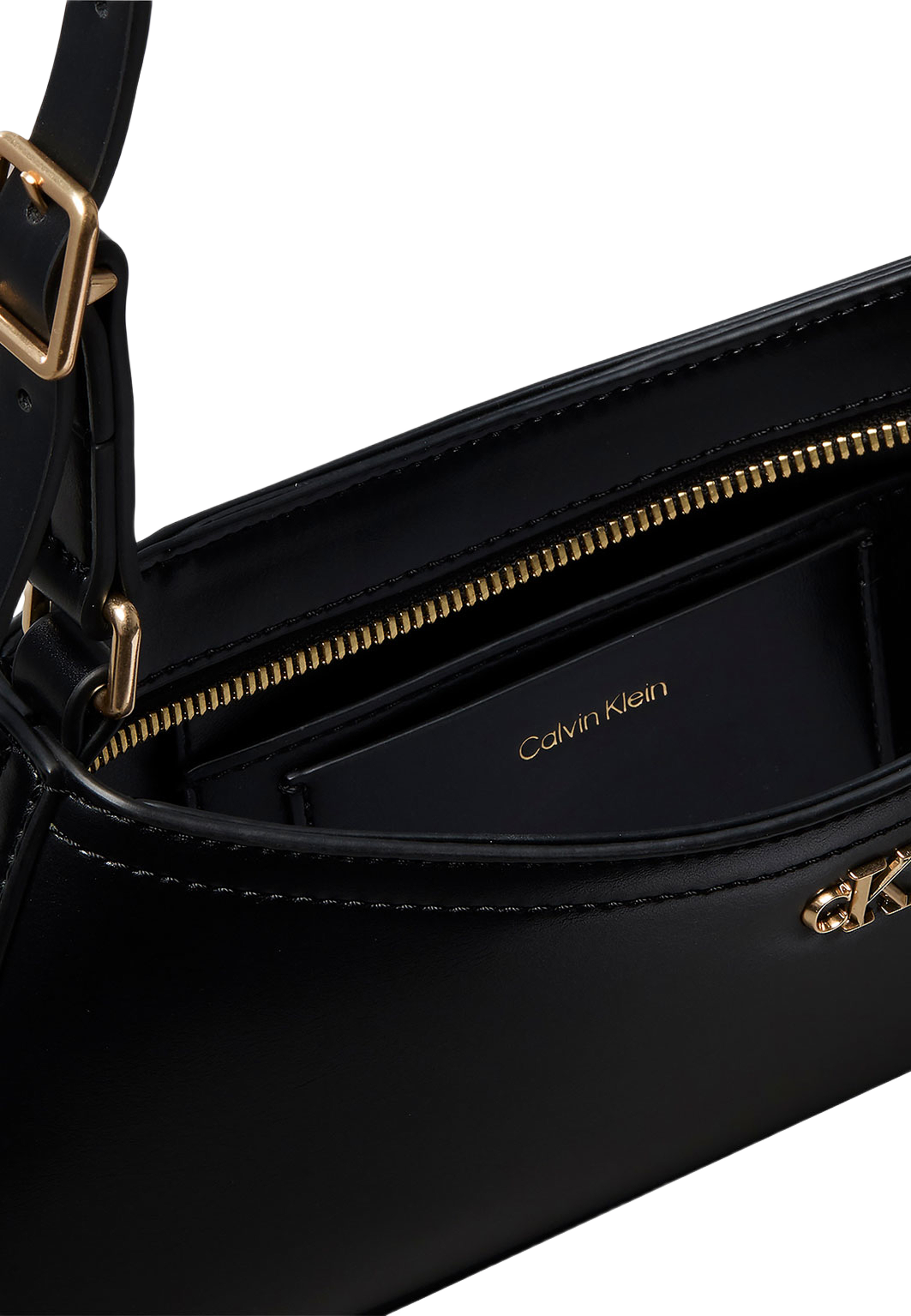 Monogram Logo Hardware Shoulder Bag, från Calvin Klein, i färgen Black. Klicka för att öppna bilden i stort format