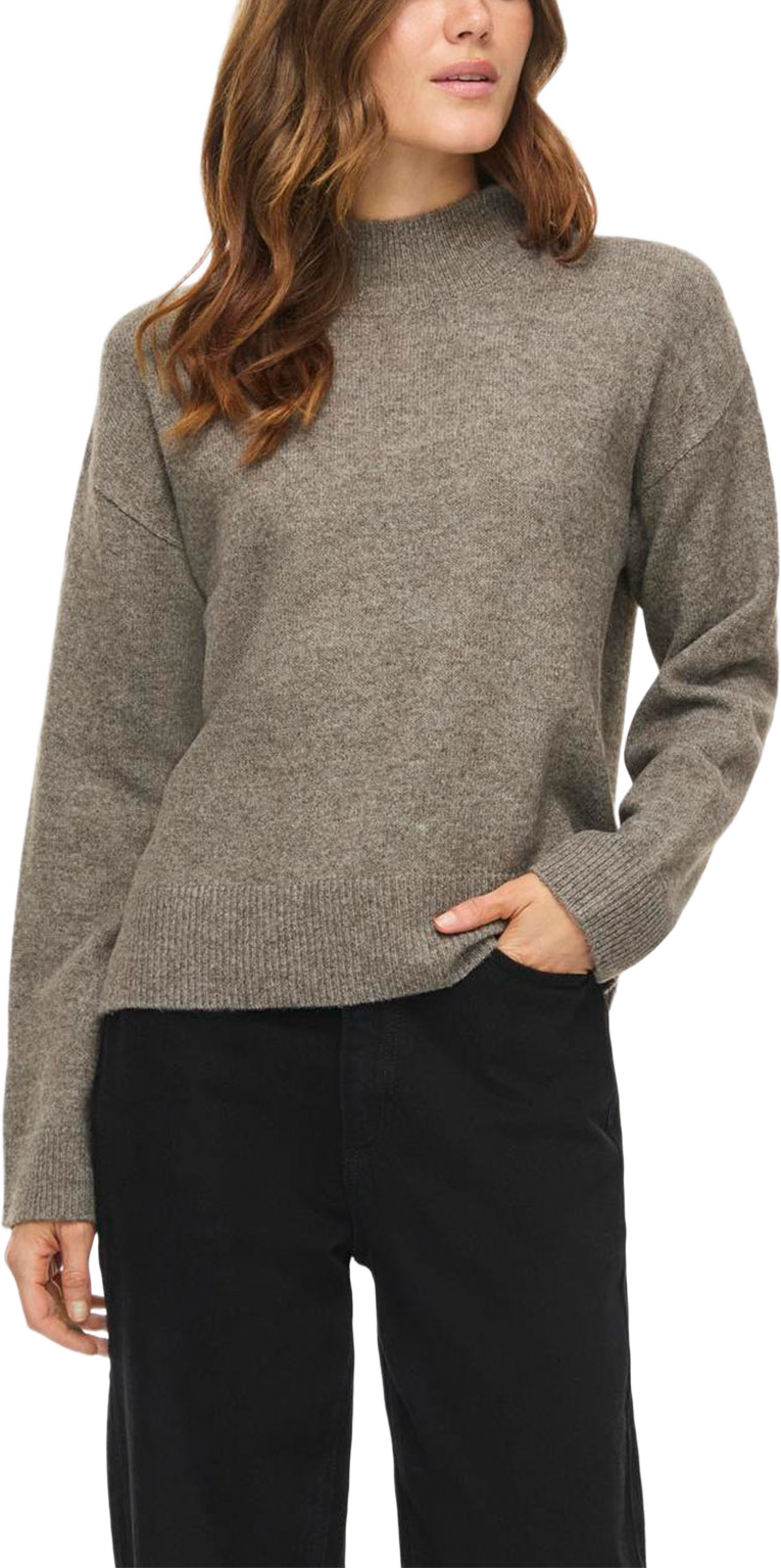 Viaylin Highneck Knit Top, från Vila, i färgen Falcon White Binder. Klicka för att öppna bilden i stort format