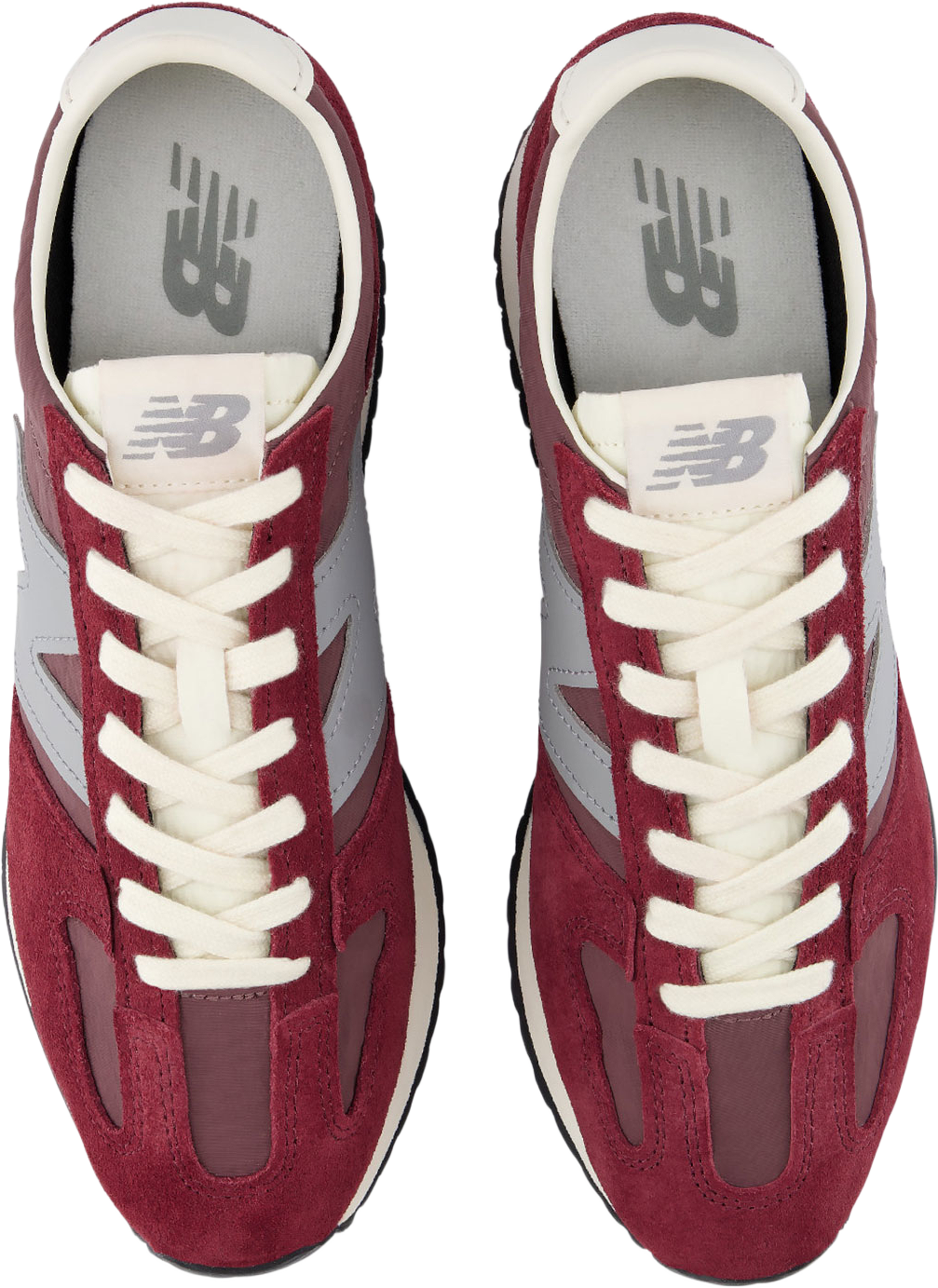 New Balance 471, från New Balance, i färgen Mulled Wine. Klicka för att öppna bilden i stort format