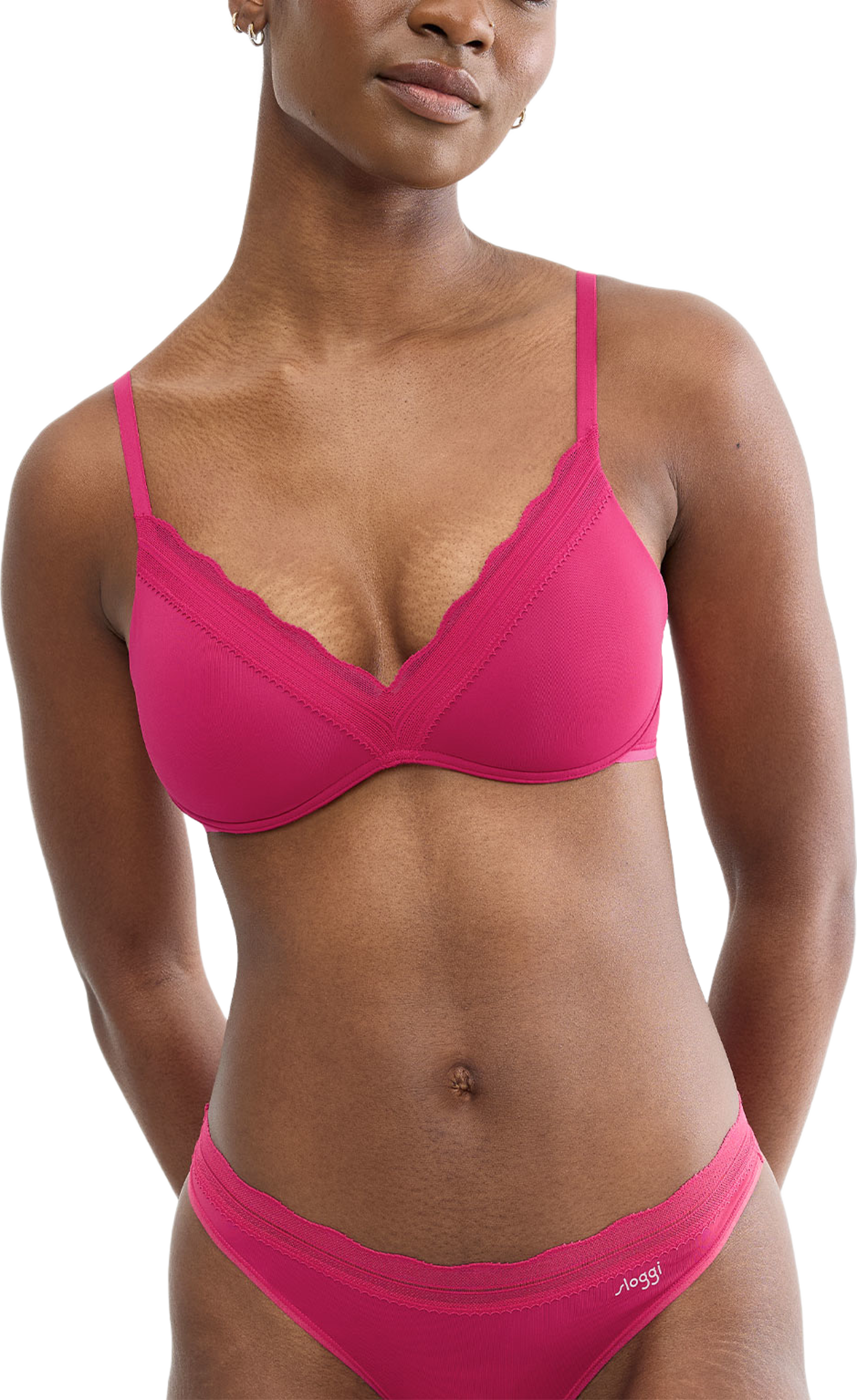GO Blush PU Bra, från Sloggi, i färgen Berry. Klicka för att öppna bilden i stort format