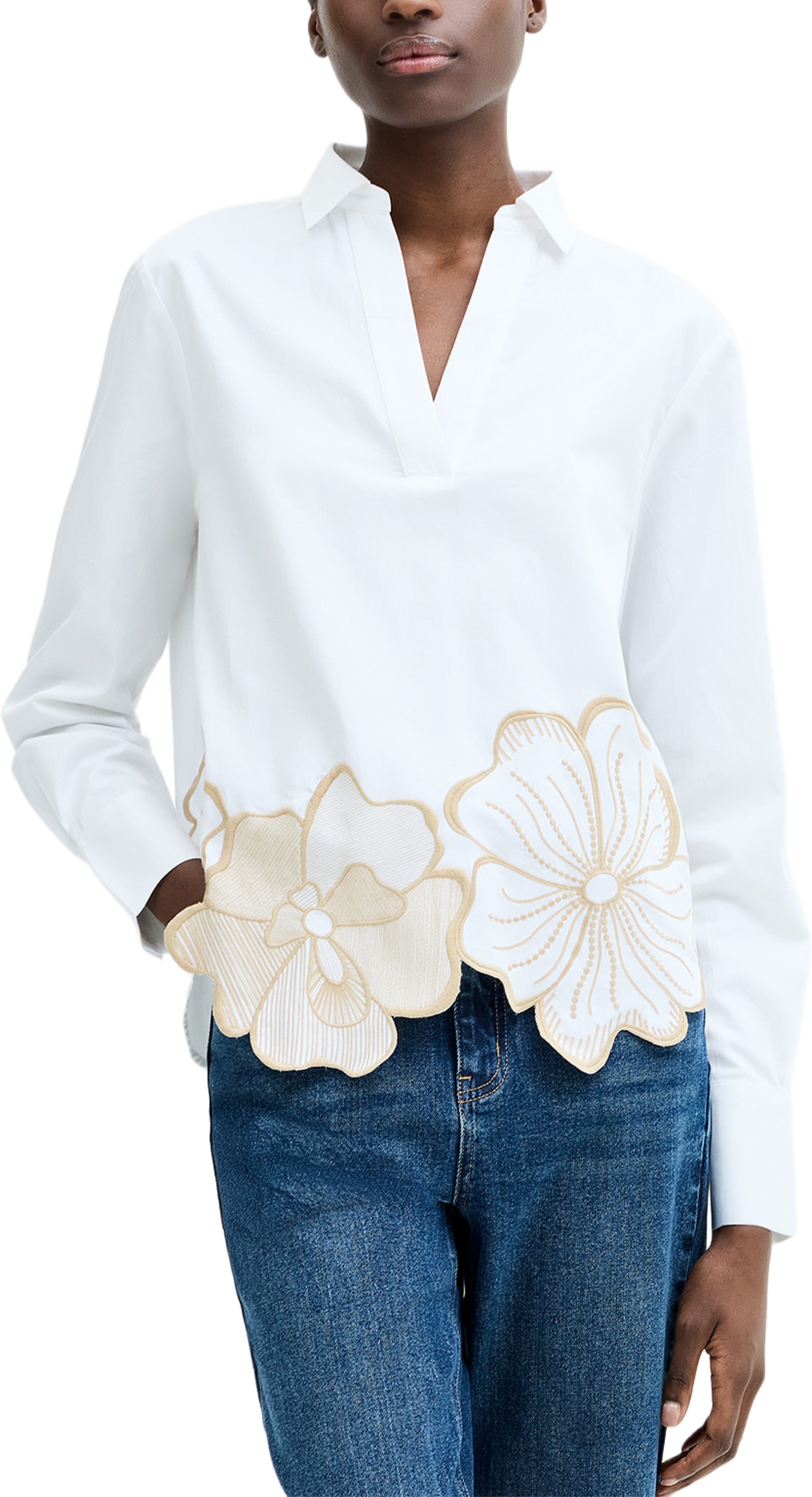 Cotton Floral Embroidered Hem Popover Shirt, från French Connection, i färgen Lin Wht/Sesam Neutr. Klicka för att öppna bilden i stort format