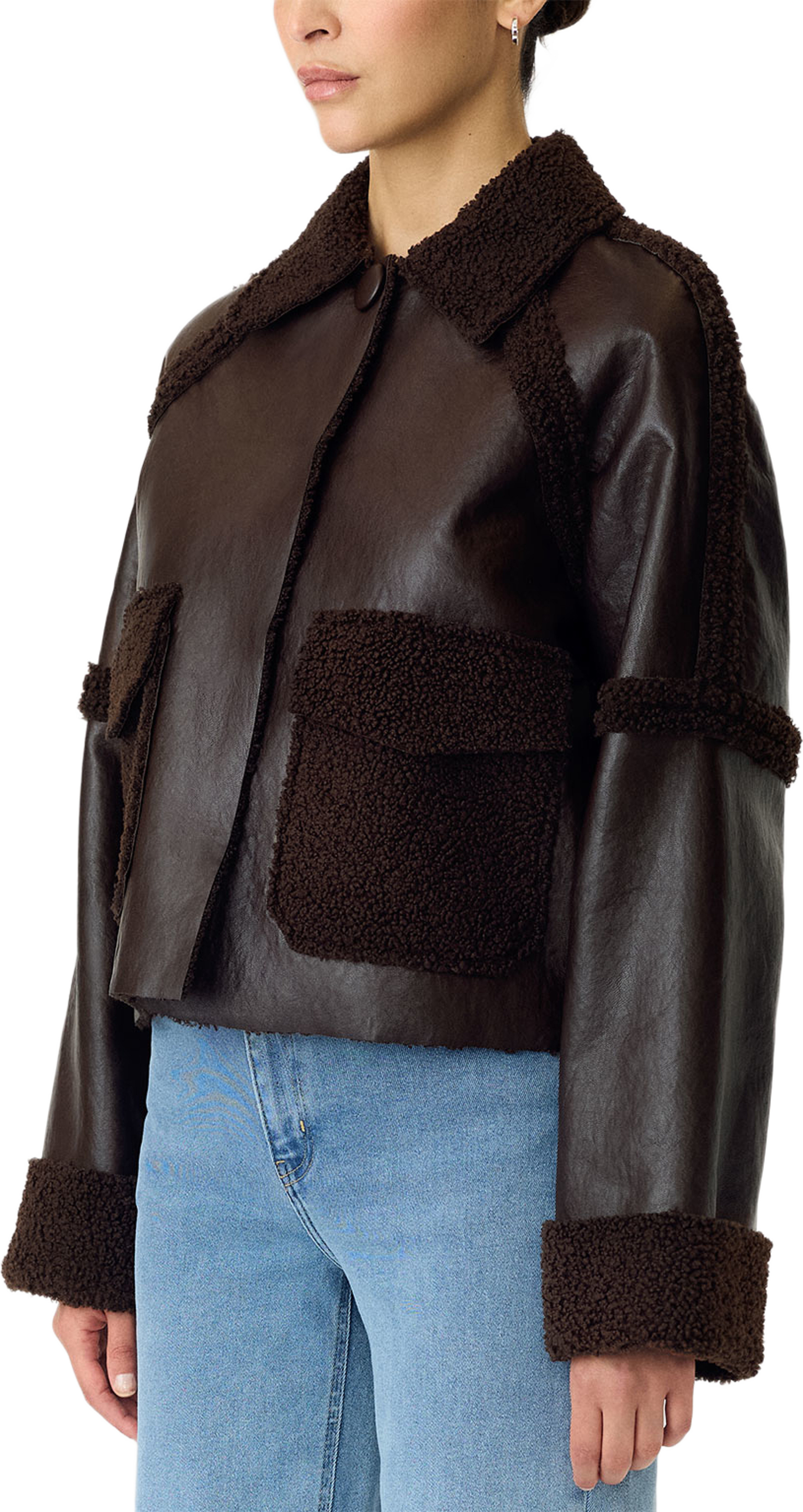 Yasfilia Jacket, från YAS, i färgen Coffee Bean. Klicka för att öppna bilden i stort format