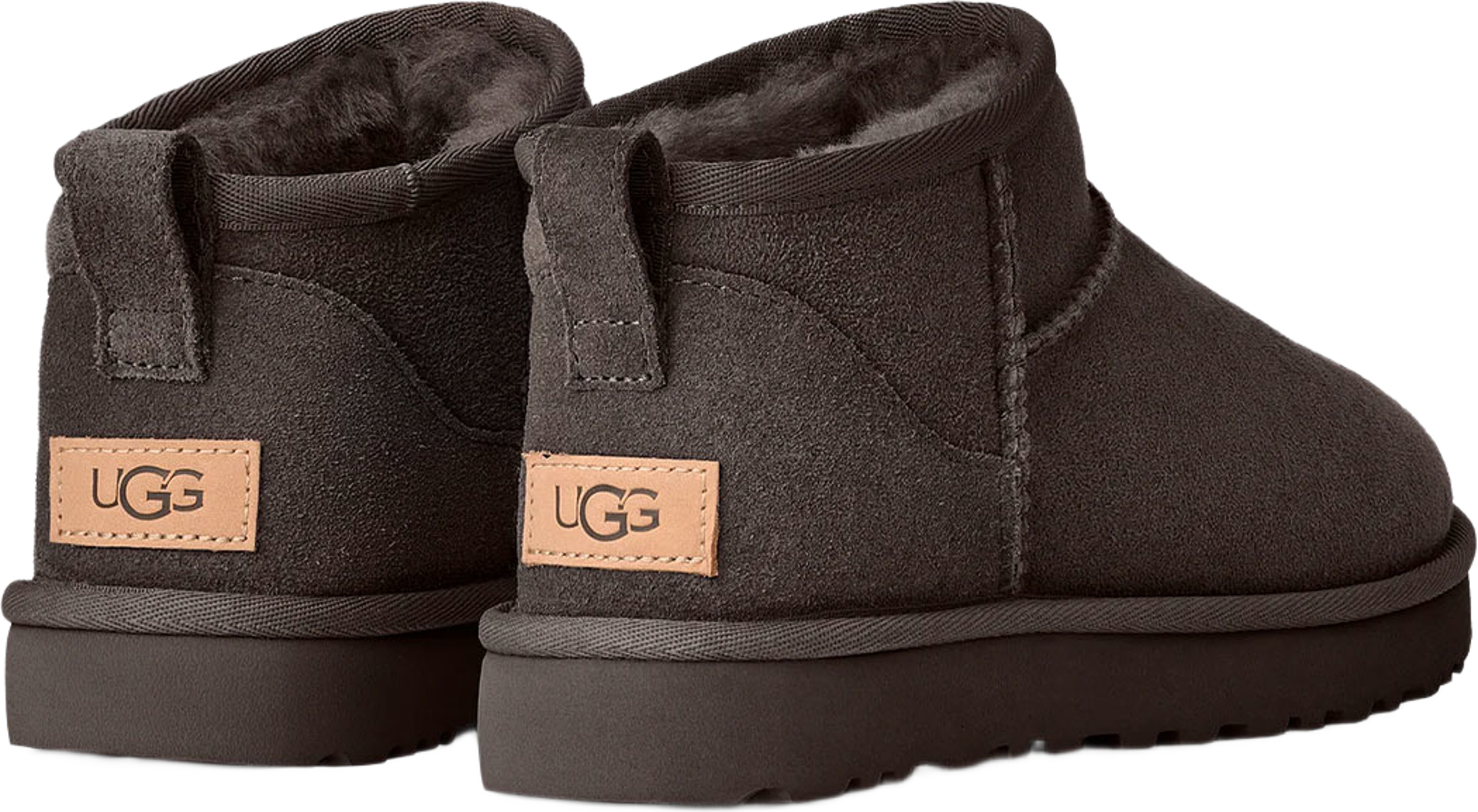 W Classic Ultra Mini, från Ugg, i färgen Dusted Cocoa. Klicka för att öppna bilden i stort format