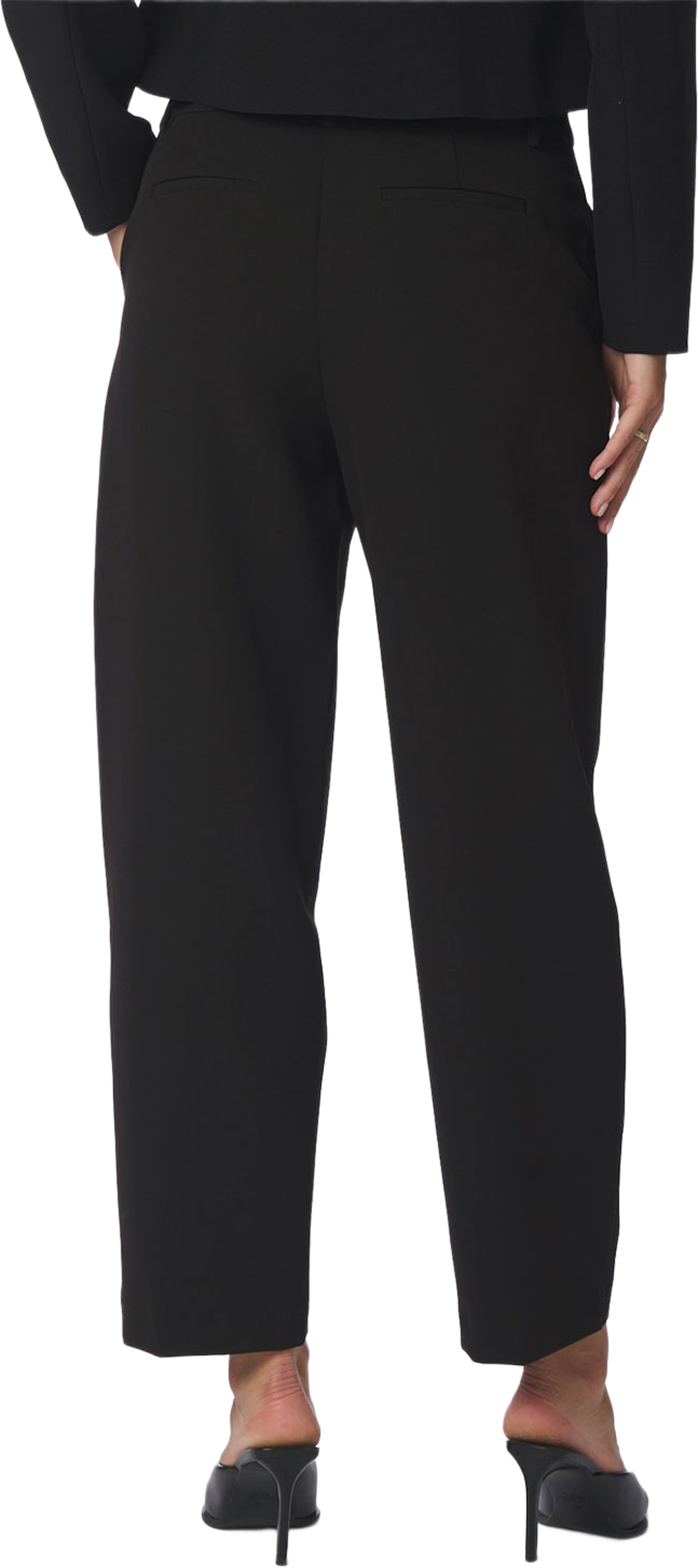 Gracia Suit Pants, från Neo Noir, i färgen Black Levering. Klicka för att öppna bilden i stort format