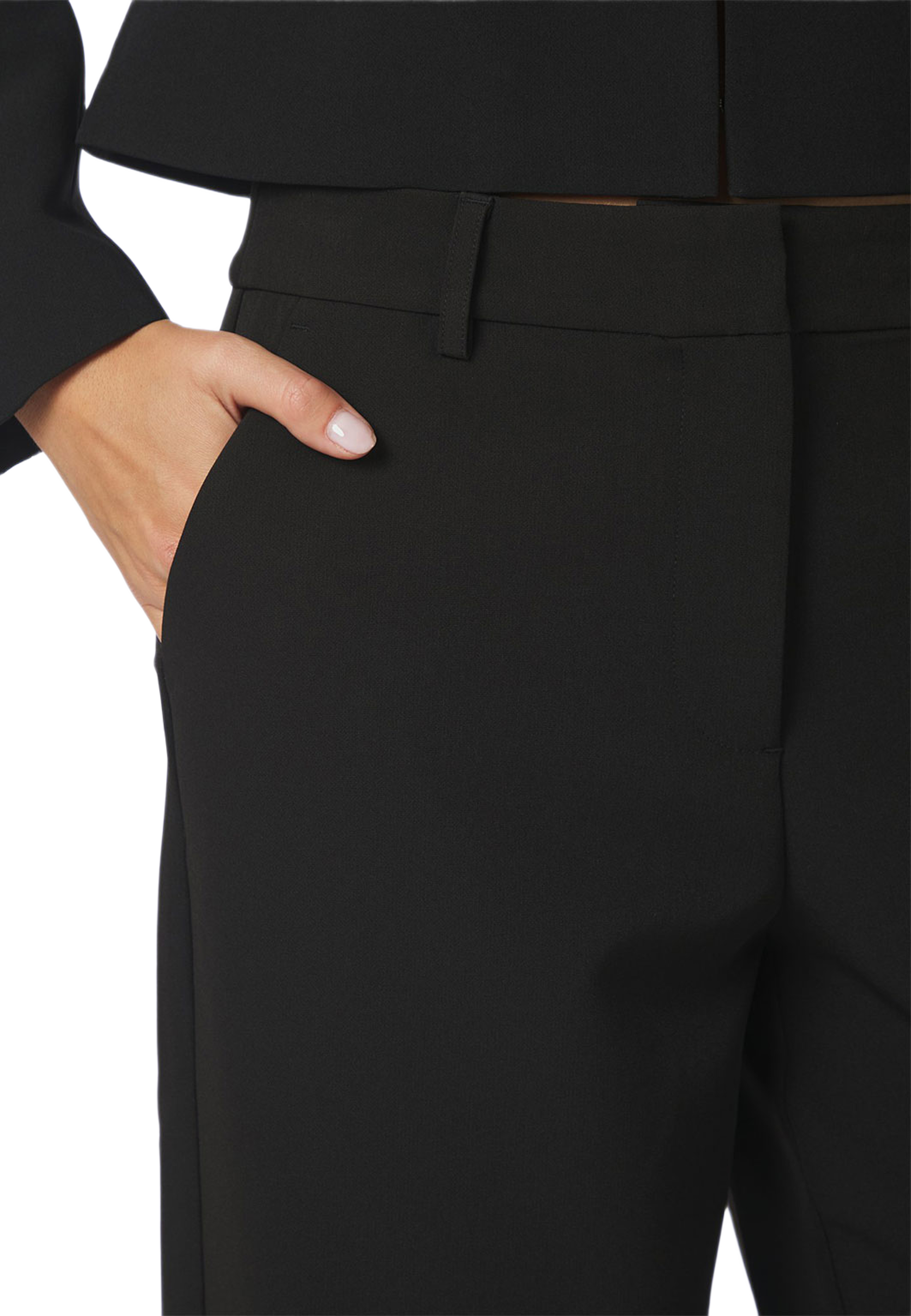 Gracia Suit Pants, från Neo Noir, i färgen Black Levering. Klicka för att öppna bilden i stort format