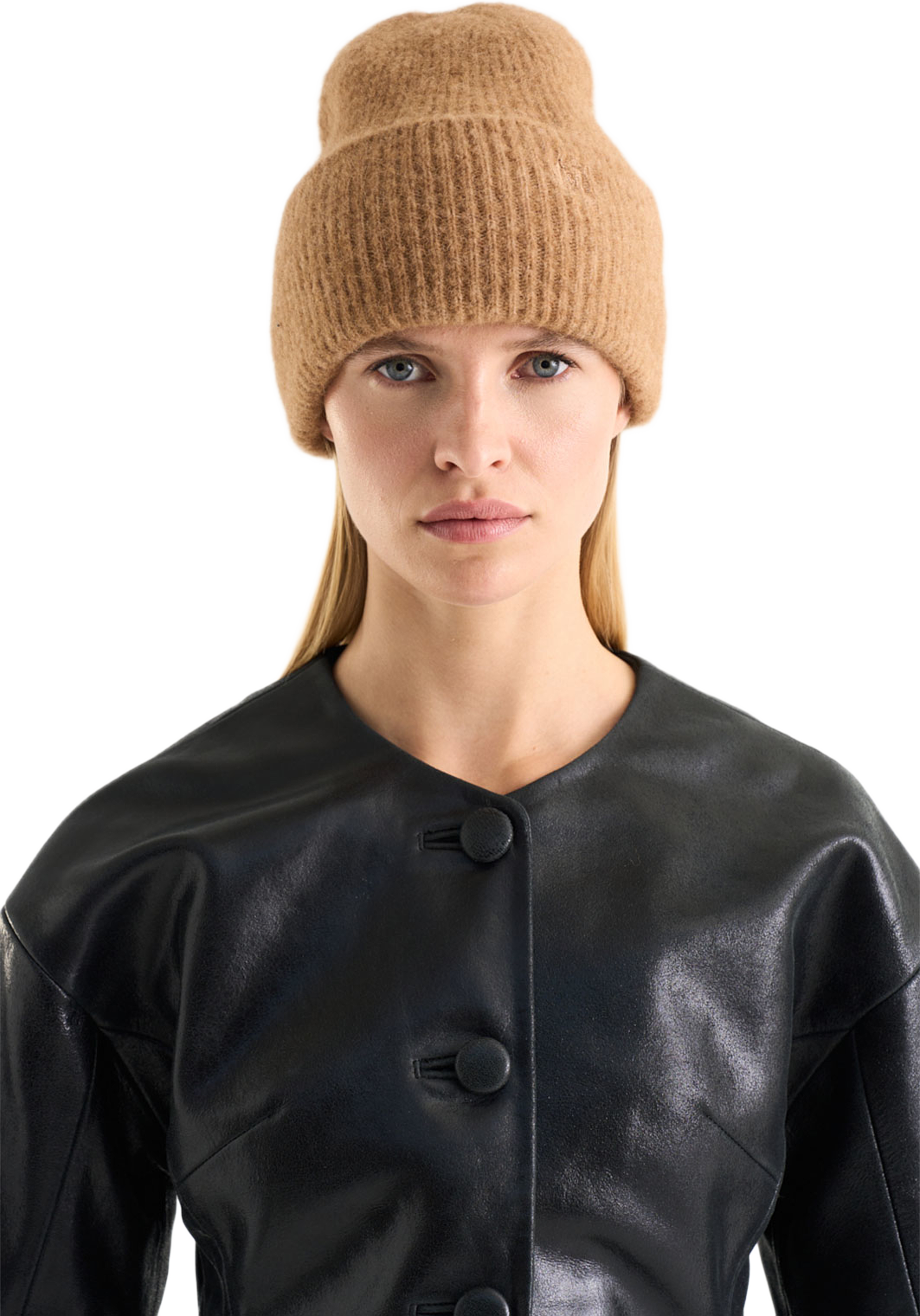 Leia Beanie, från Twist & Tango, i färgen Camel. Klicka för att öppna bilden i stort format