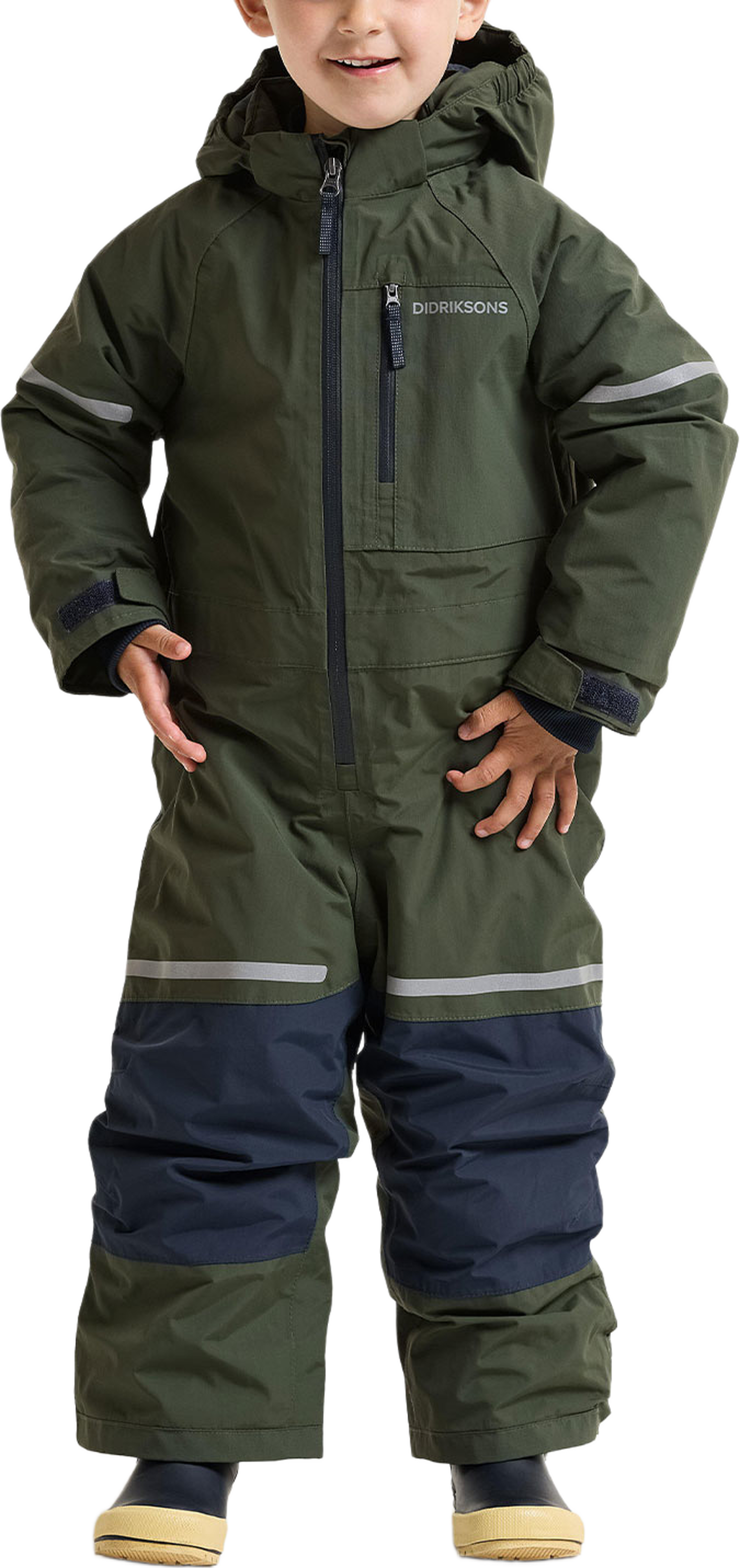 Falken Coverall 2, från Didriksons, i färgen Deep Green. Klicka för att öppna bilden i stort format