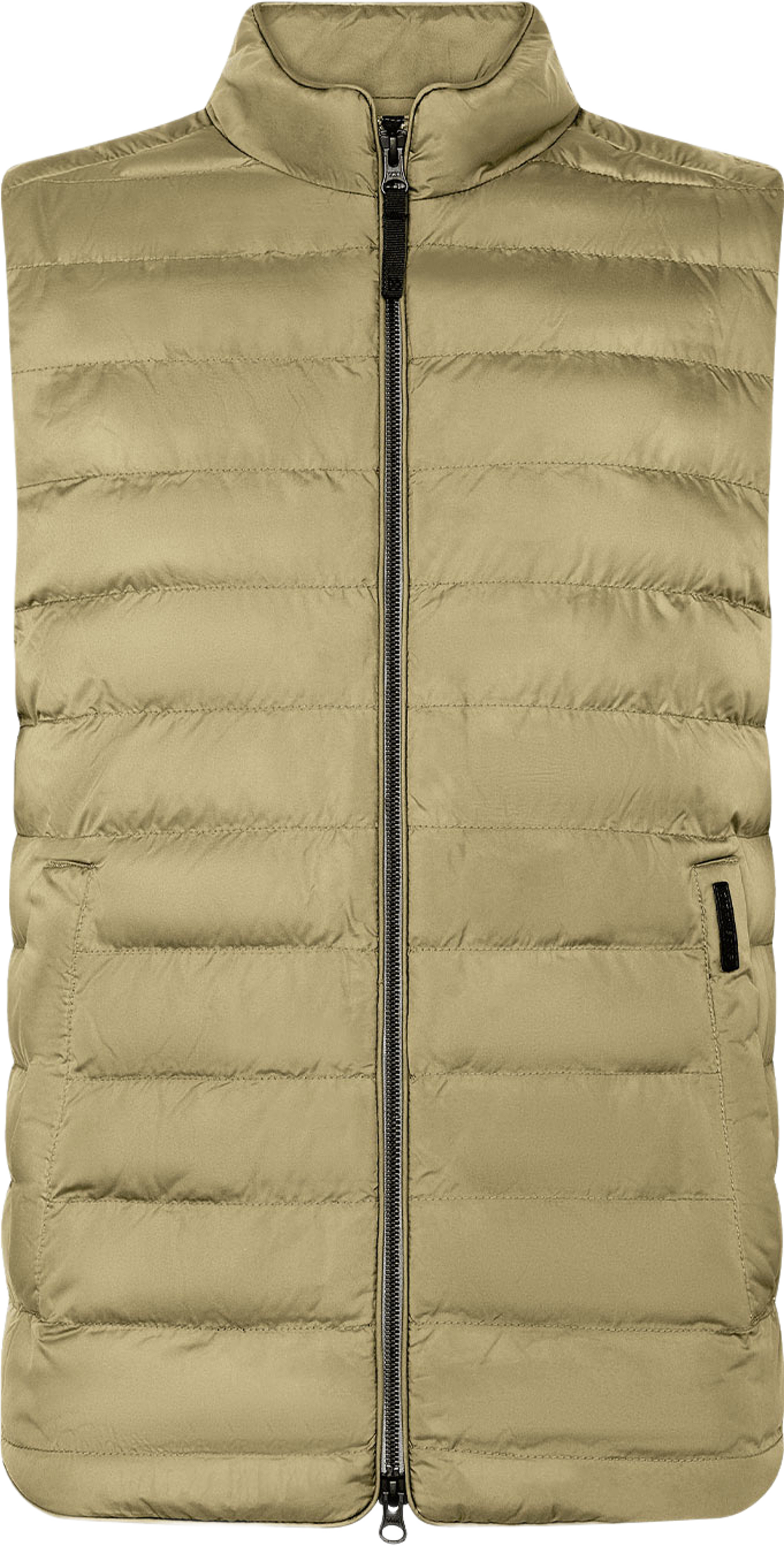Owe Vest, från Didriksons, i färgen Olive Green. Klicka för att öppna bilden i stort format