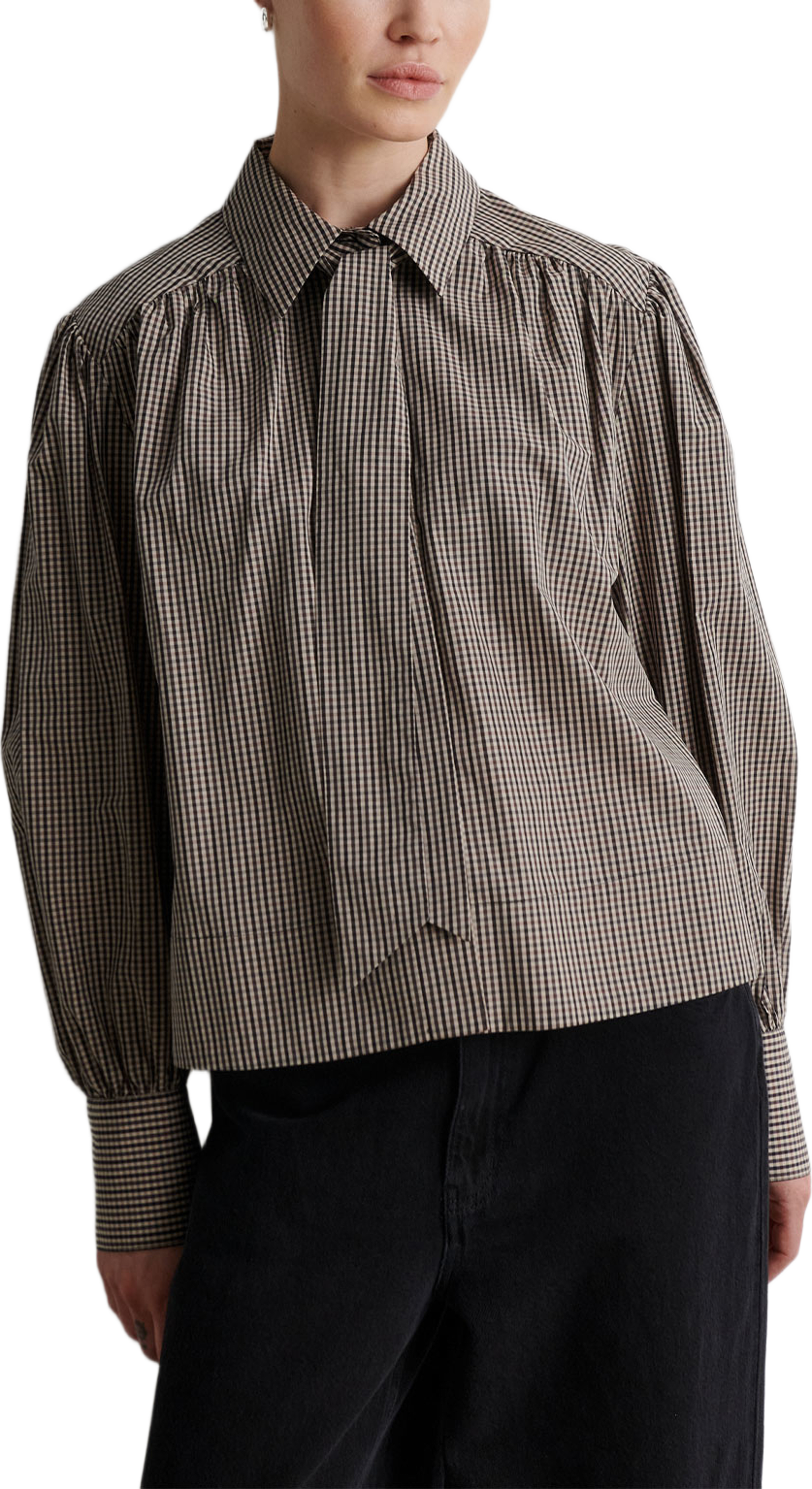 Redford Tie Shirt, från Second Female, i färgen Chinchilla. Klicka för att öppna bilden i stort format
