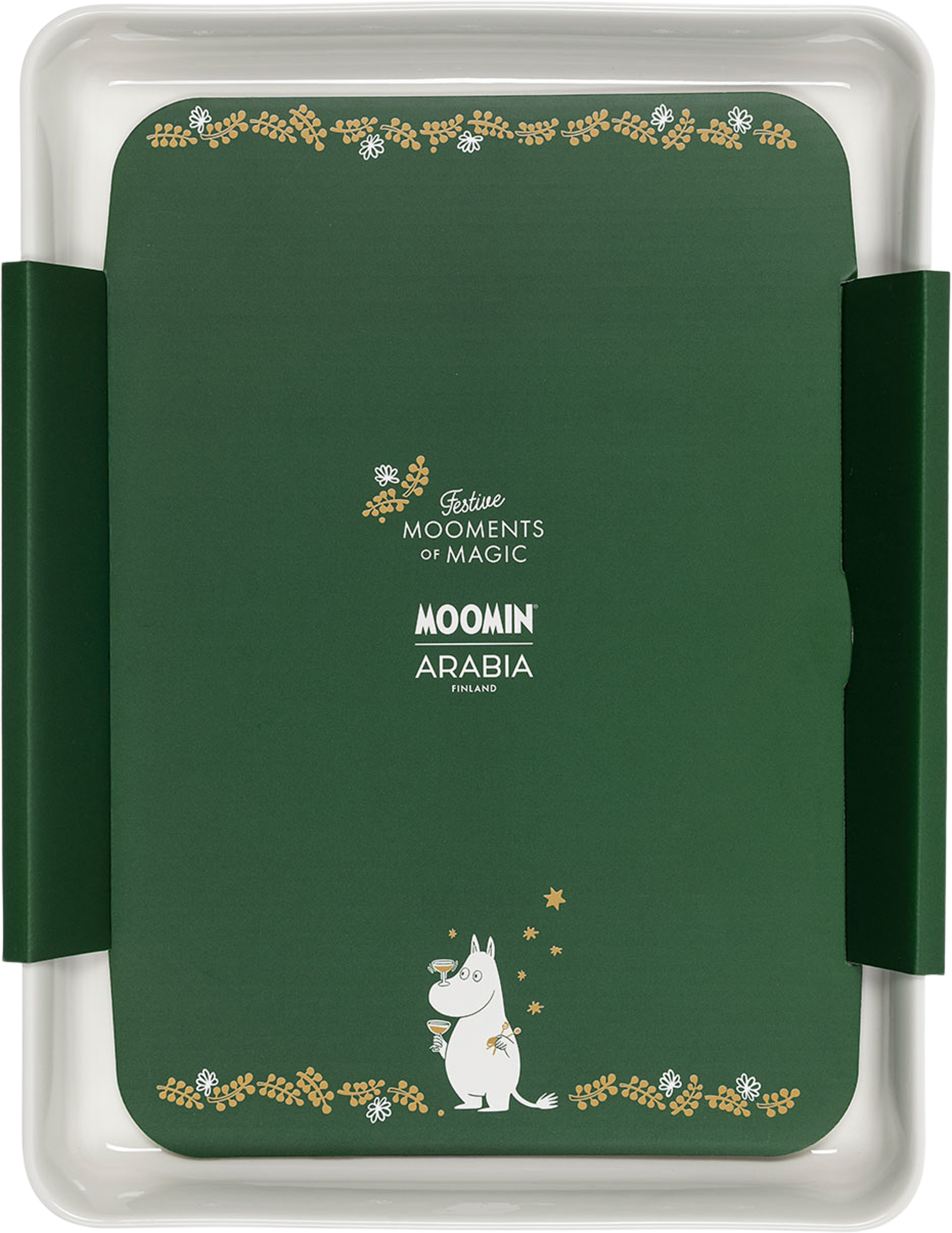 Mumin tallrik 24x32cm Kärleksgåva, från Moomin Arabia, i färgen Vit. Klicka för att öppna bilden i stort format