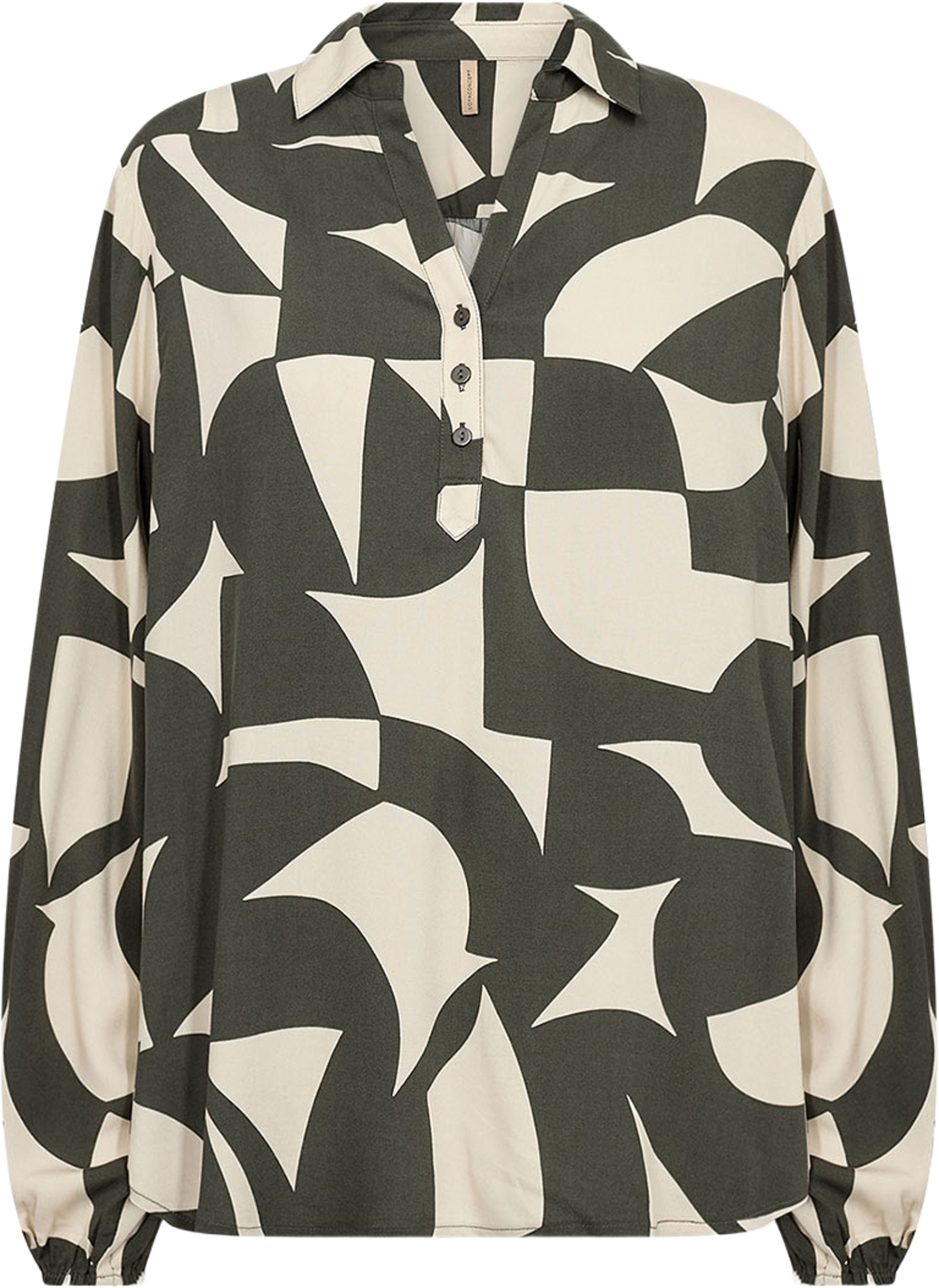 SC-HANNI AOP 2 SHIRT, från Soyaconcept, i färgen Forest Night Combi. Klicka för att öppna bilden i stort format
