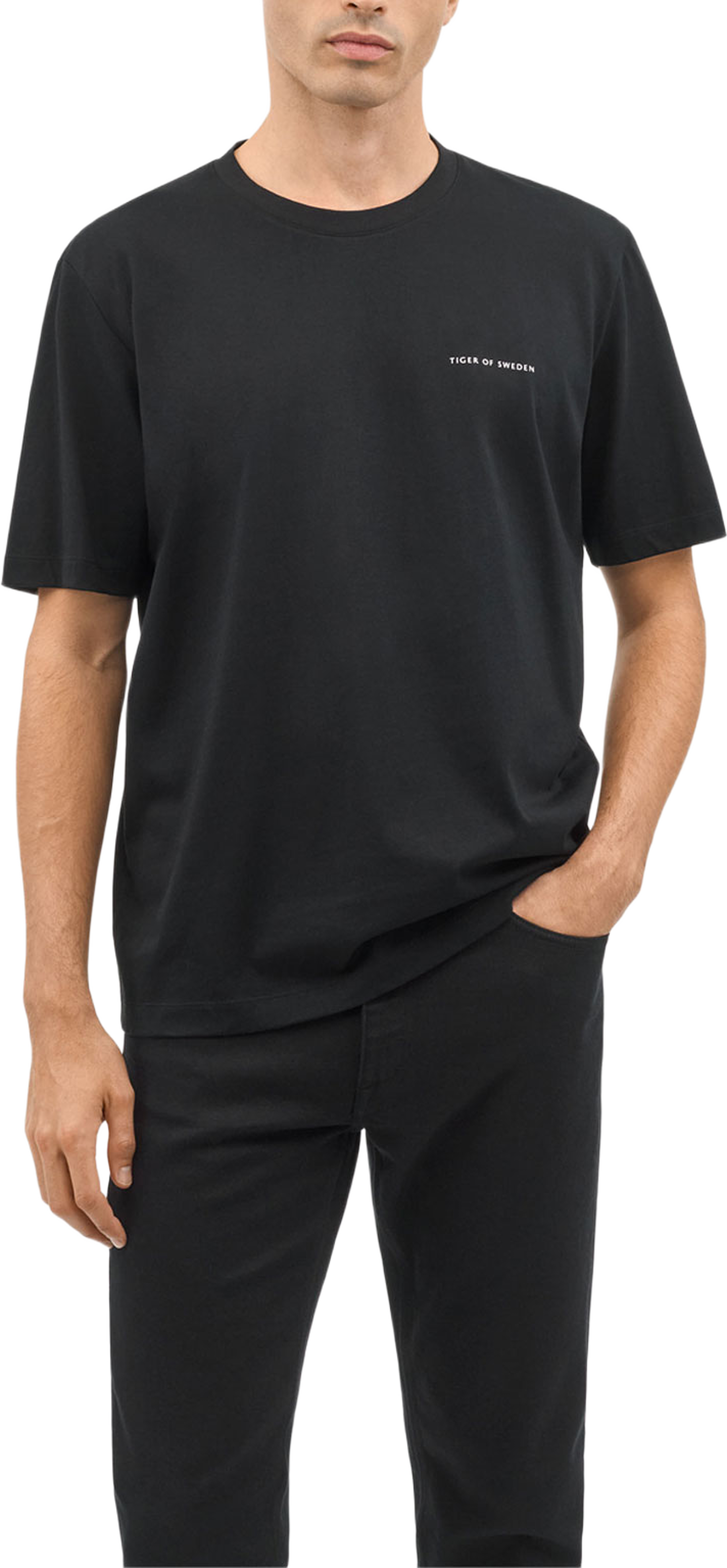 Pro T-shirt, från Tiger of Sweden, i färgen Black. Klicka för att öppna bilden i stort format