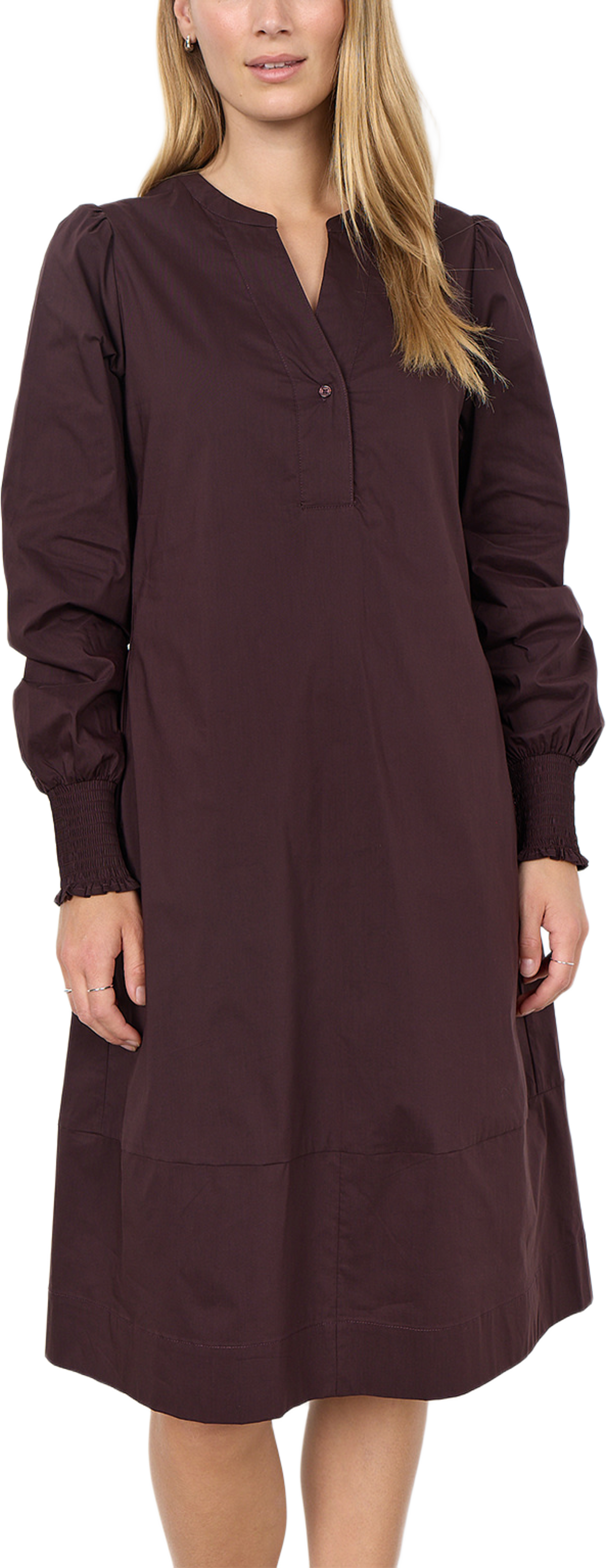 Jurina 2 Dress, från Soyaconcept, i färgen Chocolate Plum. Klicka för att öppna bilden i stort format