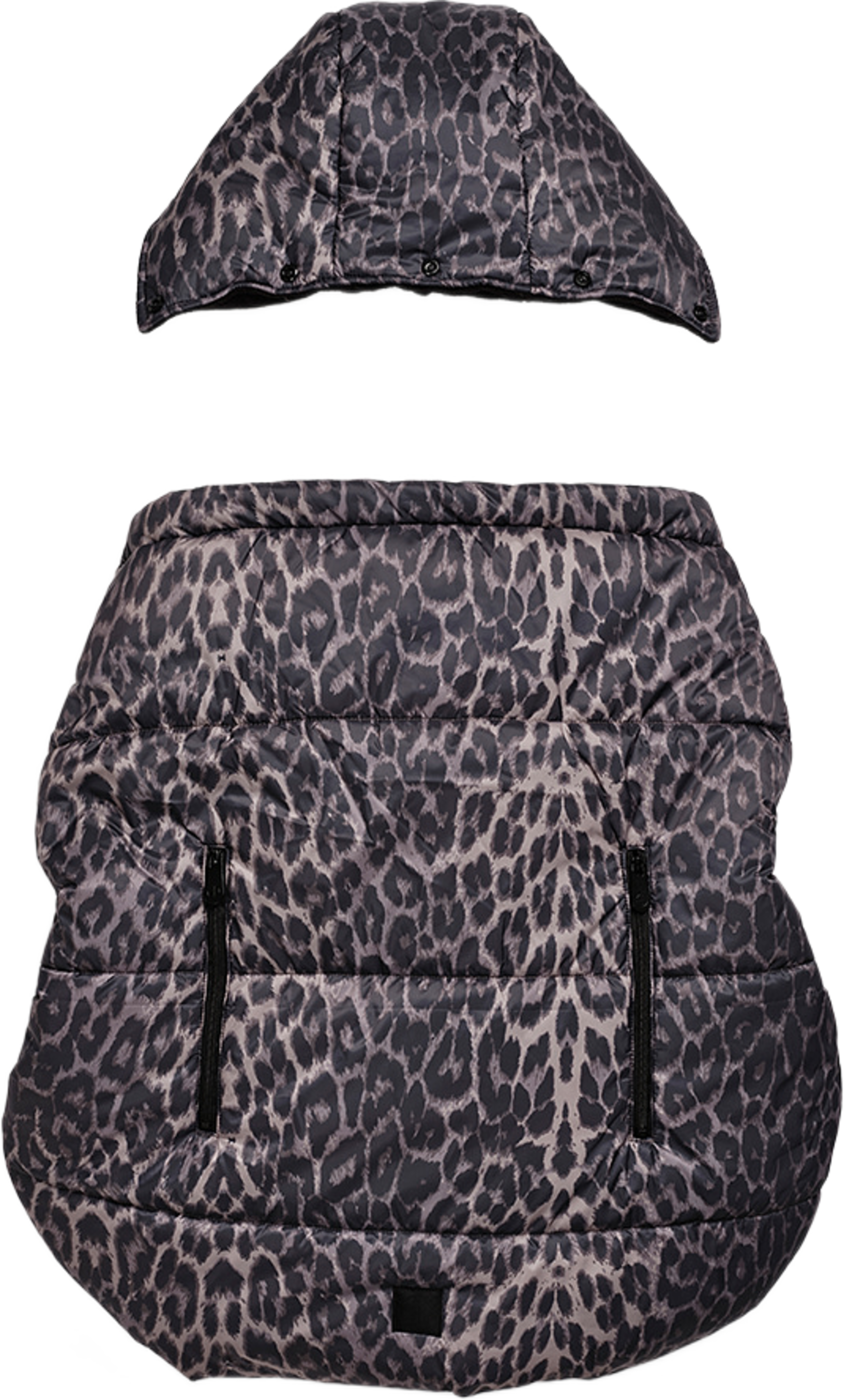Cosy Cover Överdrag till bärsele & vagn Le Leopard, från Elodie Details, i färgen Le Leopard. Klicka för att öppna bilden i stort format