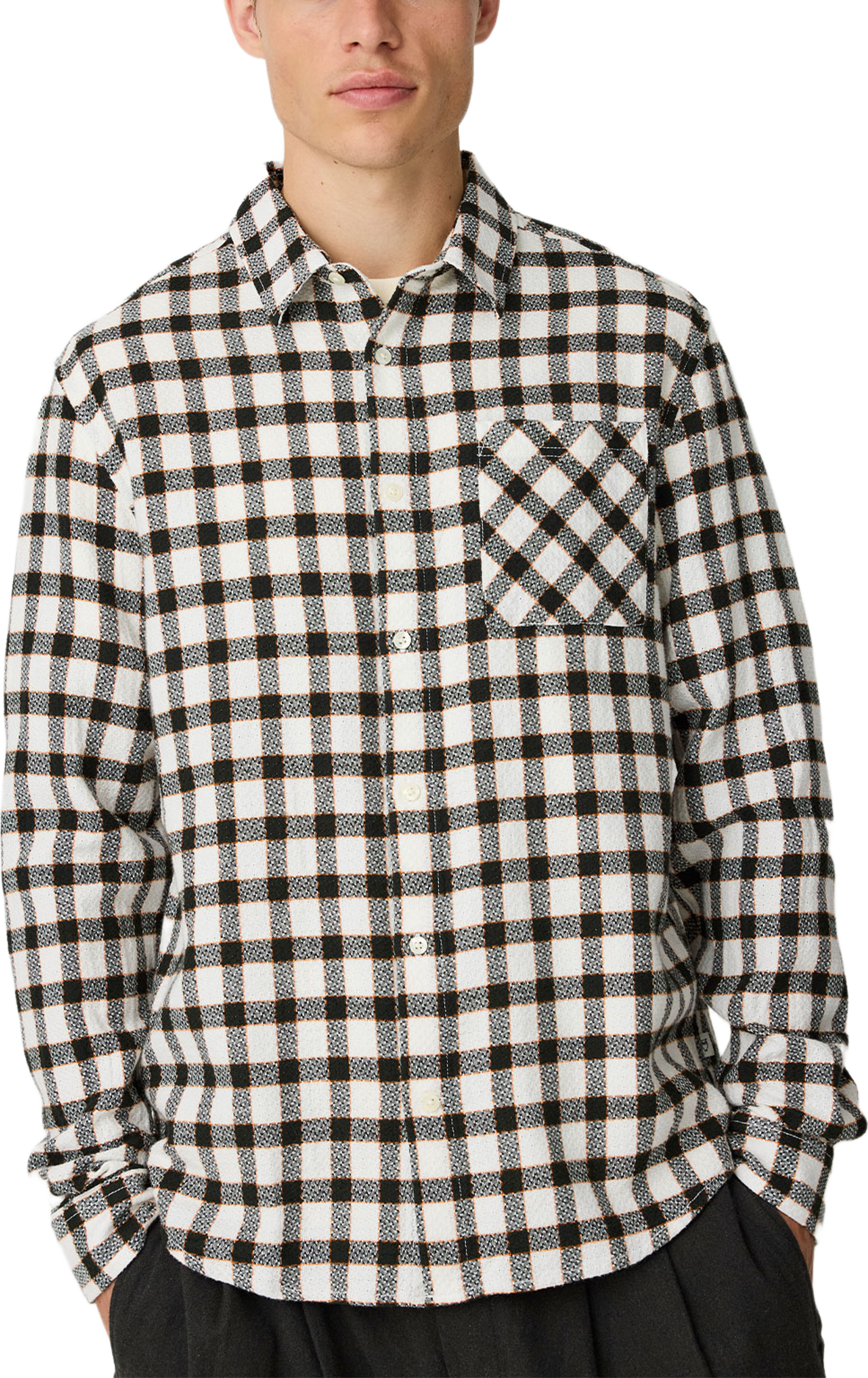Dune Regular Checked Structure Shirt, från Knowledge Cotton Apparel, i färgen 7037 Green Check. Klicka för att öppna bilden i stort format