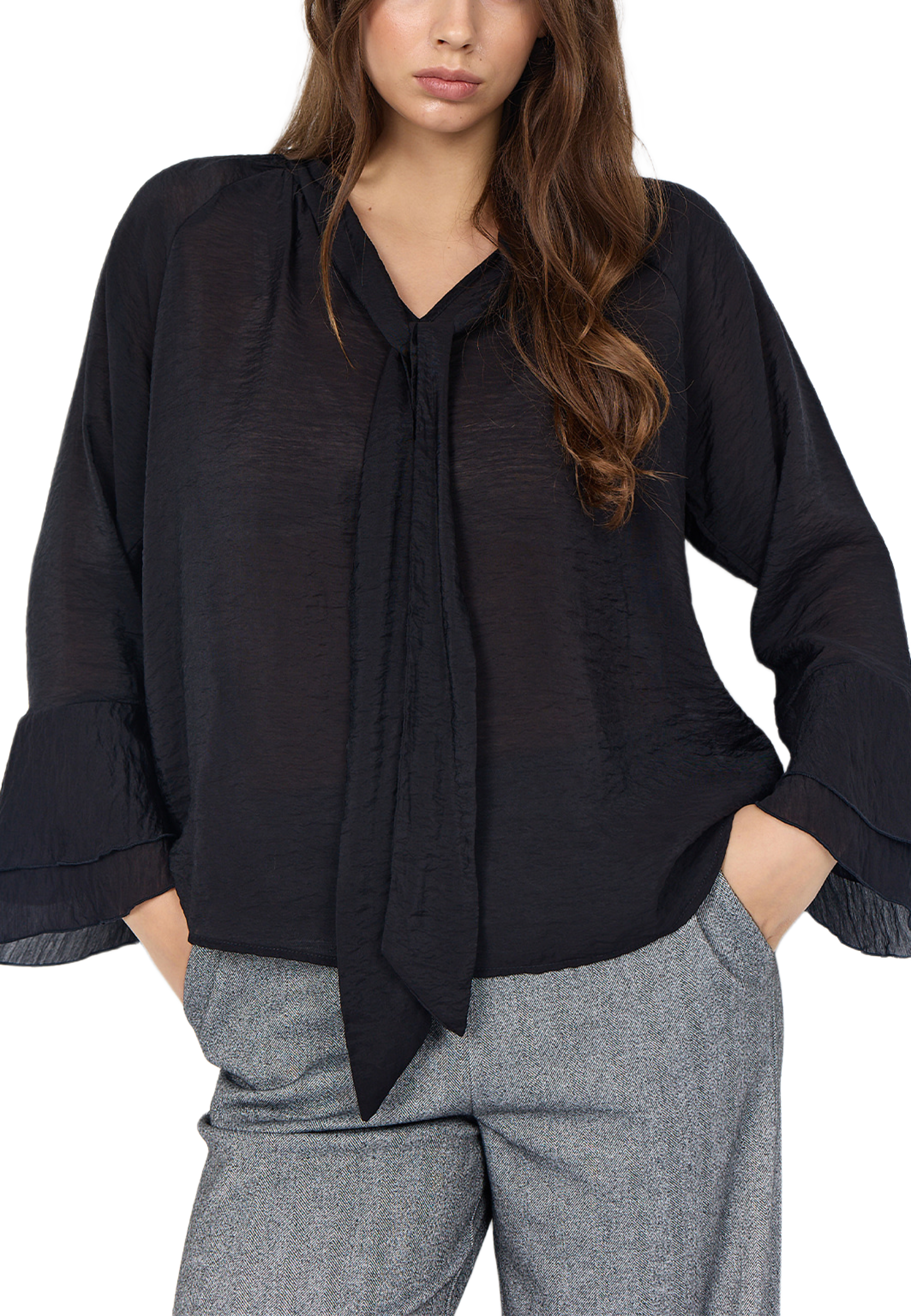Judit 4 Blouse, från Wasabi Concept, i färgen Black. Klicka för att öppna bilden i stort format
