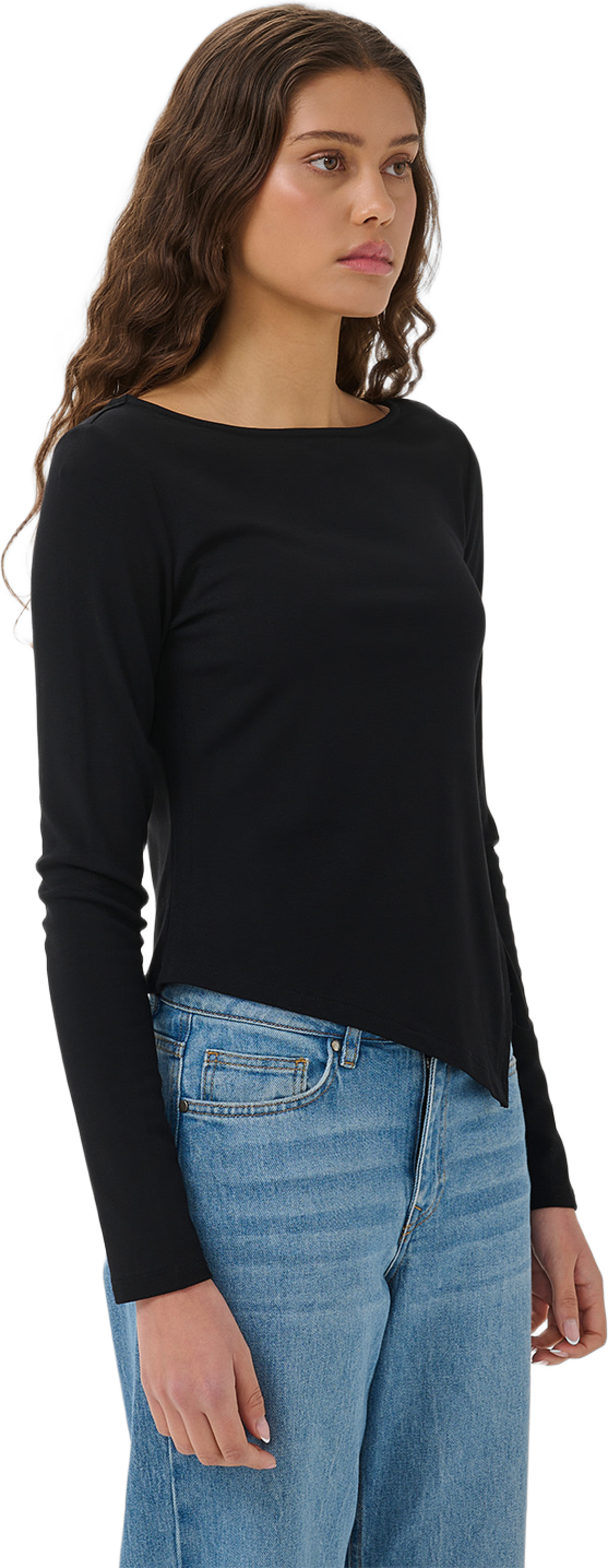 Mwnupti Asymmetric Blouse, från My Essential Wardrobe, i färgen Black. Klicka för att öppna bilden i stort format
