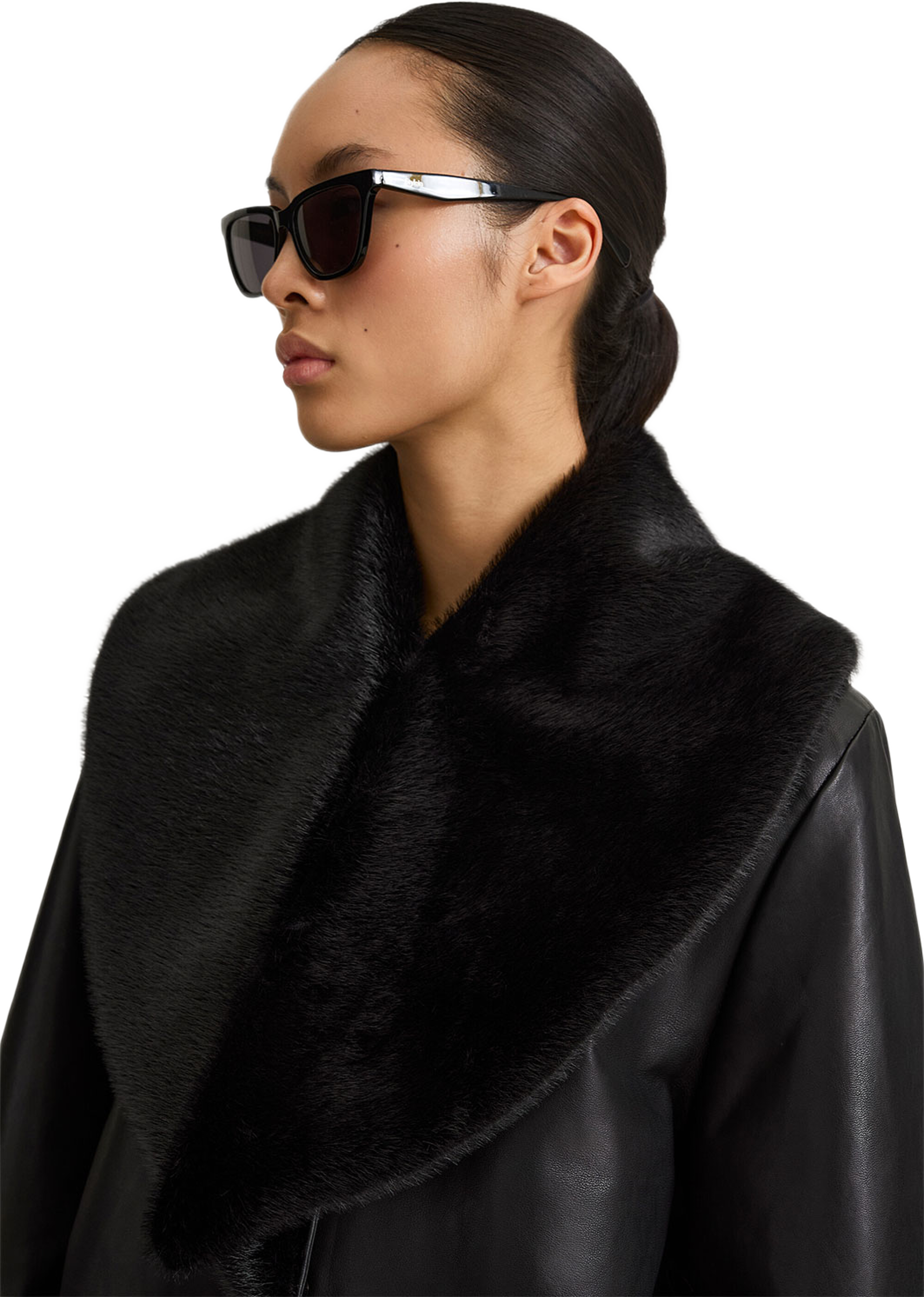 Tivona Collar, från Stylein, i färgen Black. Klicka för att öppna bilden i stort format