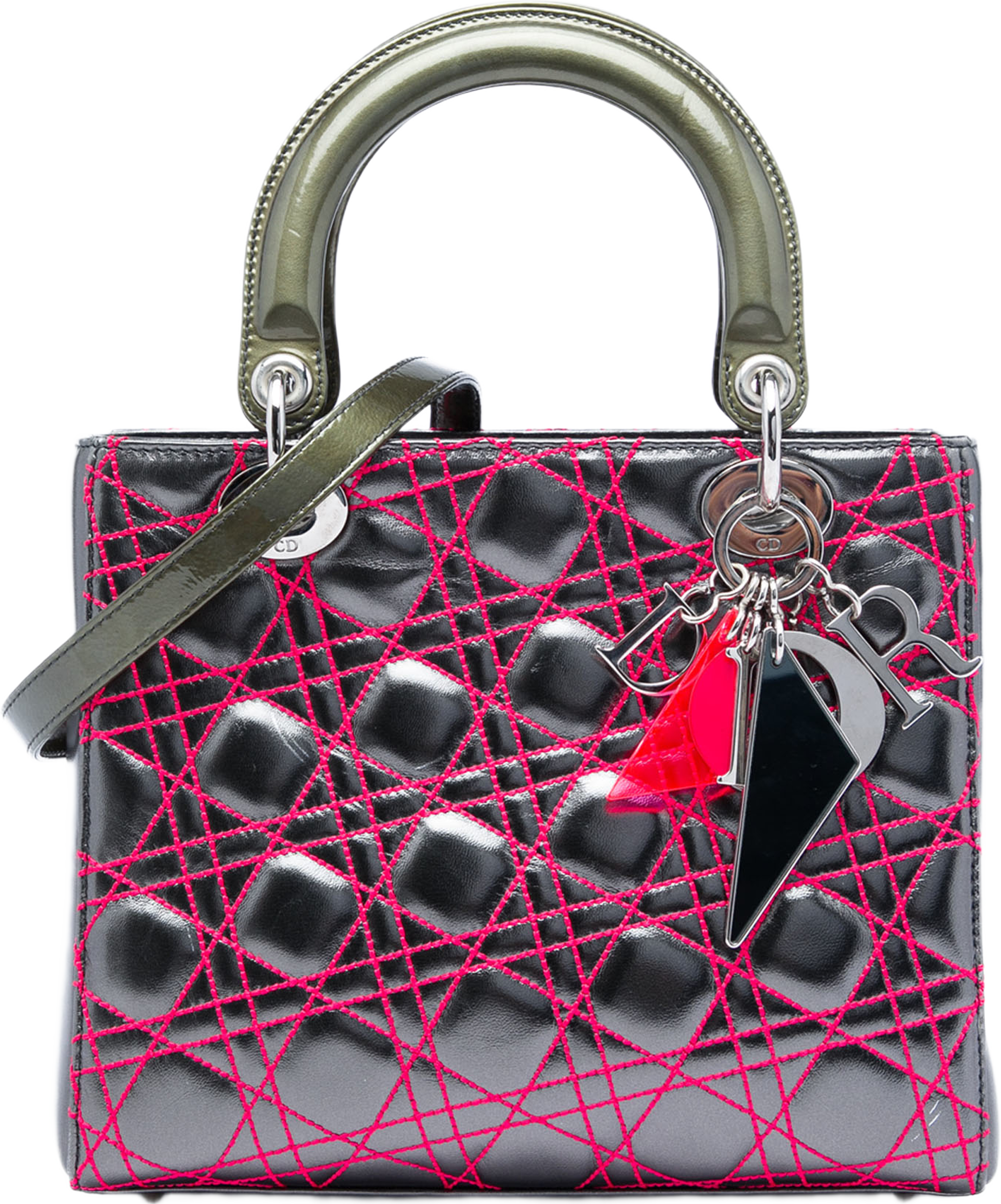 Dior Anselm Reyle Medium Metallic Lambskin Cannage Lady Dior, från Luxclusif, i färgen grå. Klicka för att öppna bilden i stort format