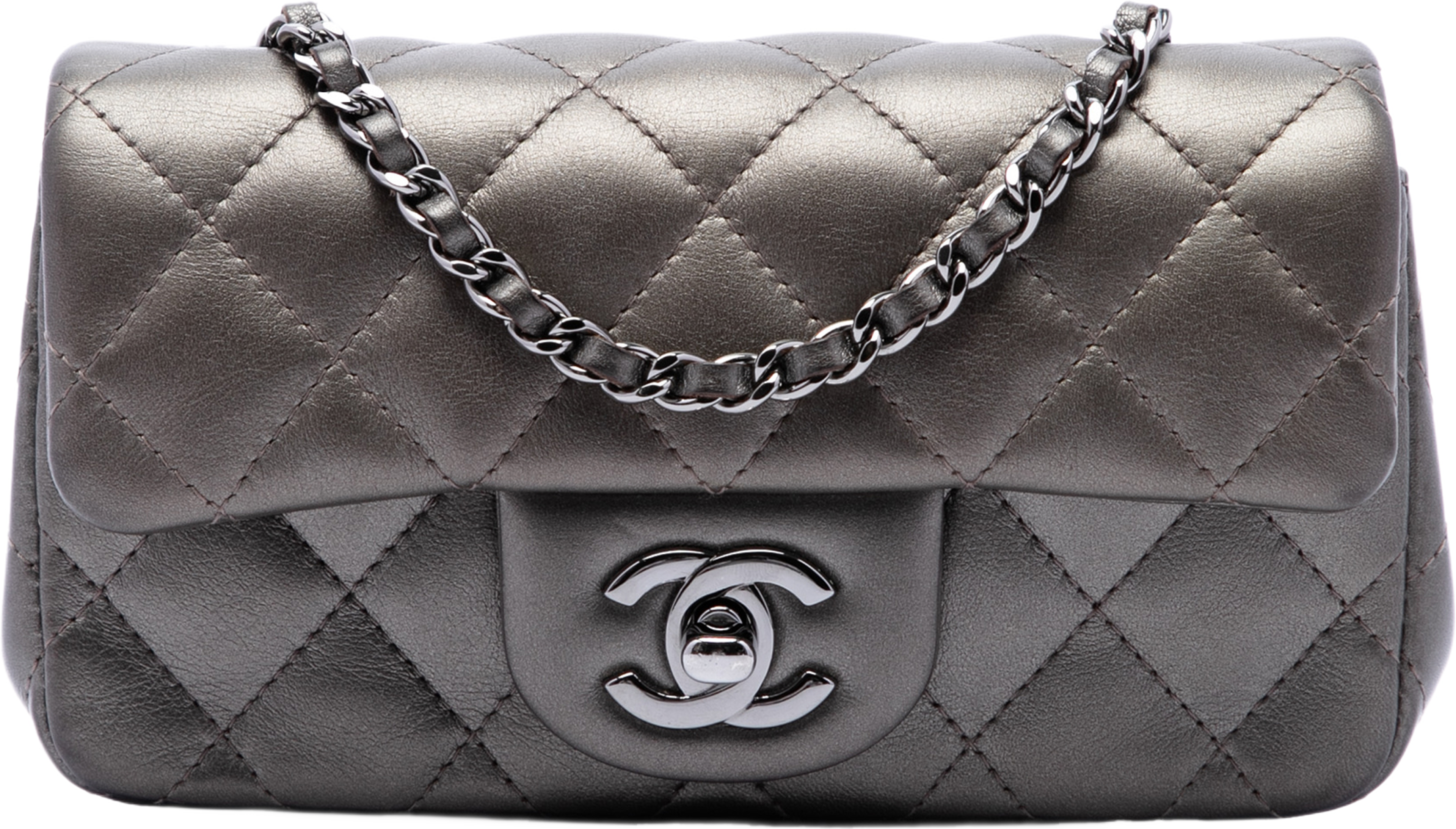 Chanel Extra Mini Rectangular Classic Metallic Lambskin Single Flap, från Luxclusif, i färgen grå. Klicka för att öppna bilden i stort format