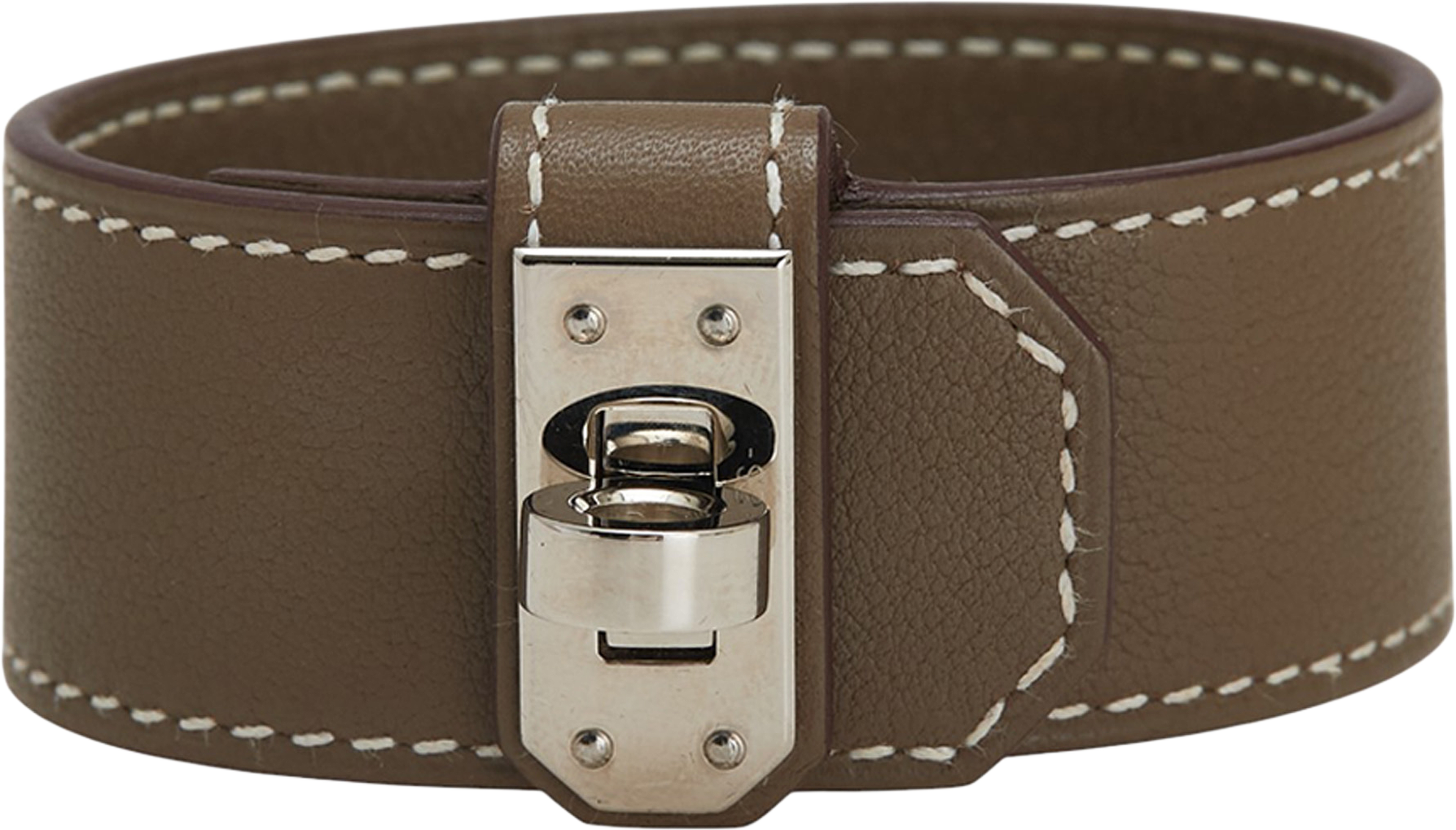 Hermès Small Chevre Chamkila Kelly Twist Bracelet, från Luxclusif, i färgen dark khaki. Klicka för att öppna bilden i stort format