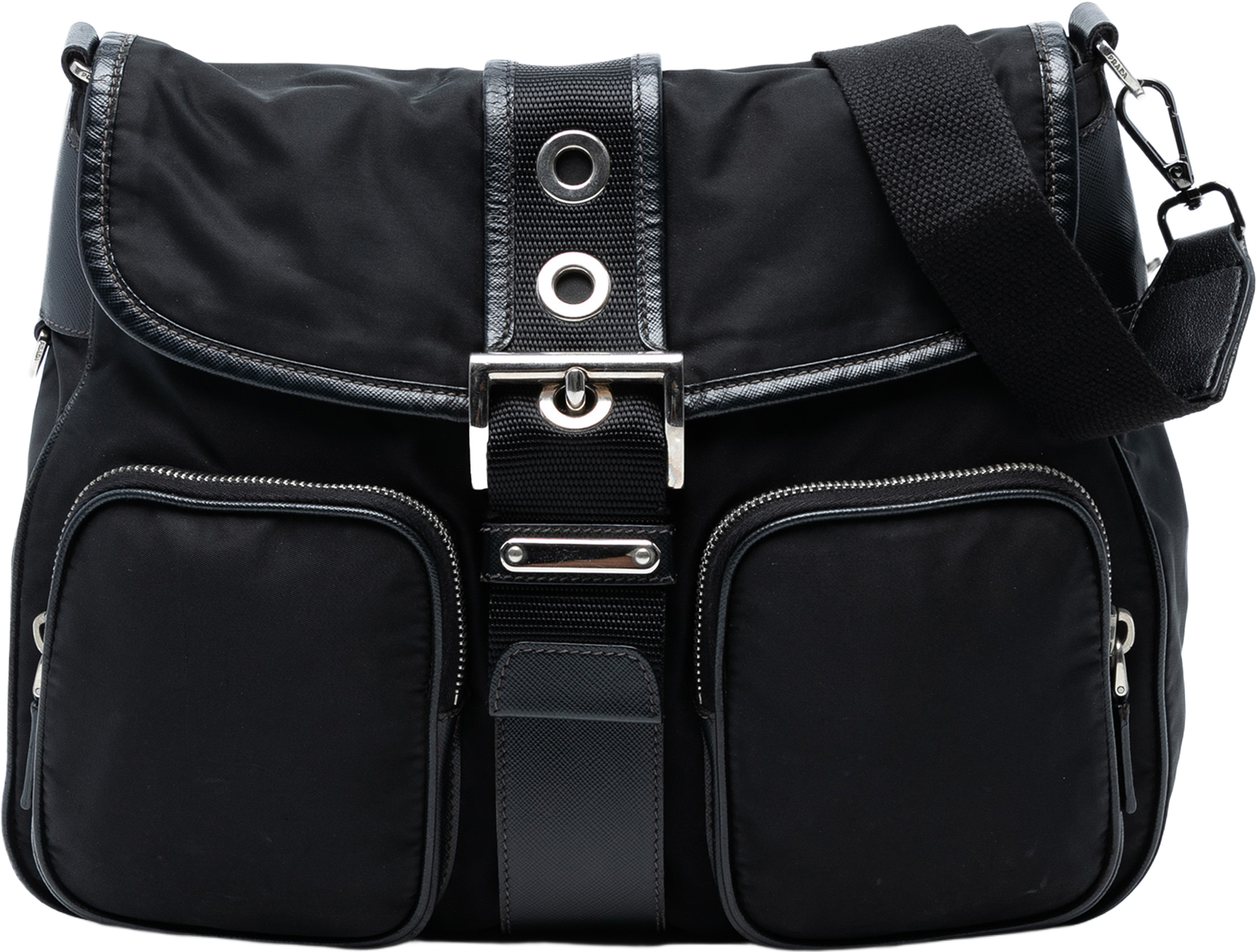 Prada Saffiano Trimmed Tessuto Buckle Messenger Bag, från Luxclusif, i färgen black. Klicka för att öppna bilden i stort format