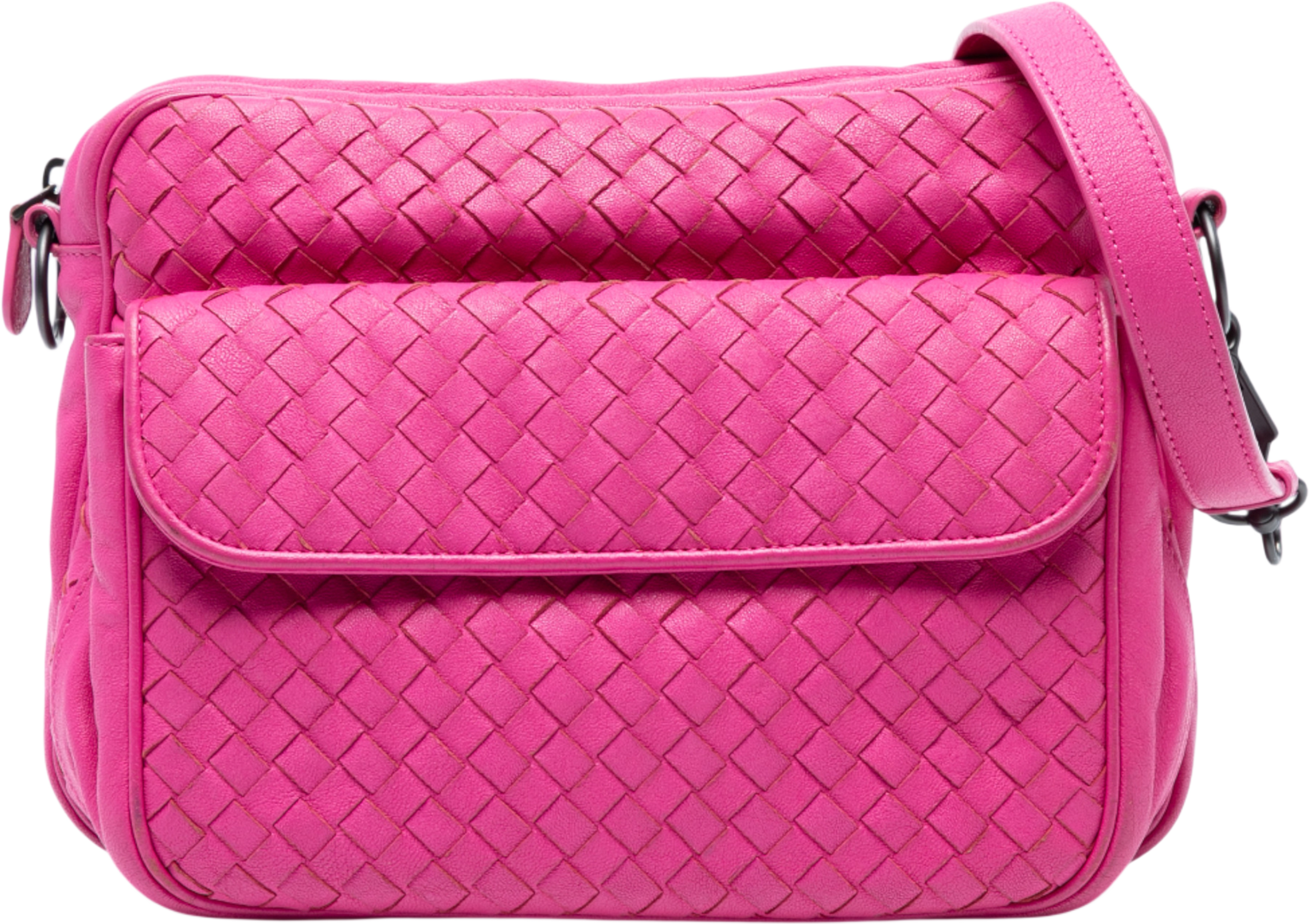 Bottega Veneta Nappa Intrecciato Front Pocket Messenger Bag, från Luxclusif, i färgen hot pink. Klicka för att öppna bilden i stort format