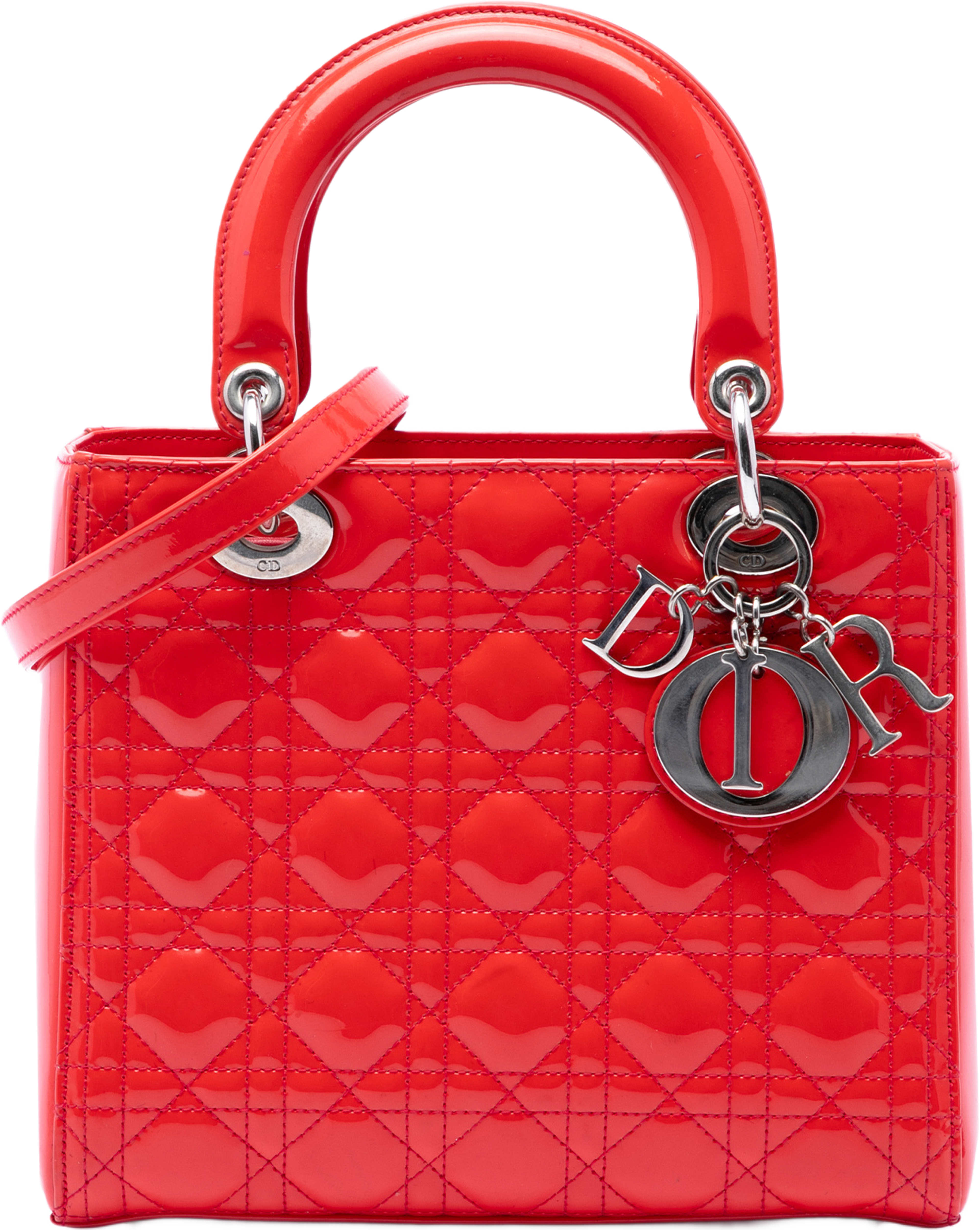 Dior Medium Patent Cannage Lady Dior, från Luxclusif, i färgen röd. Klicka för att öppna bilden i stort format