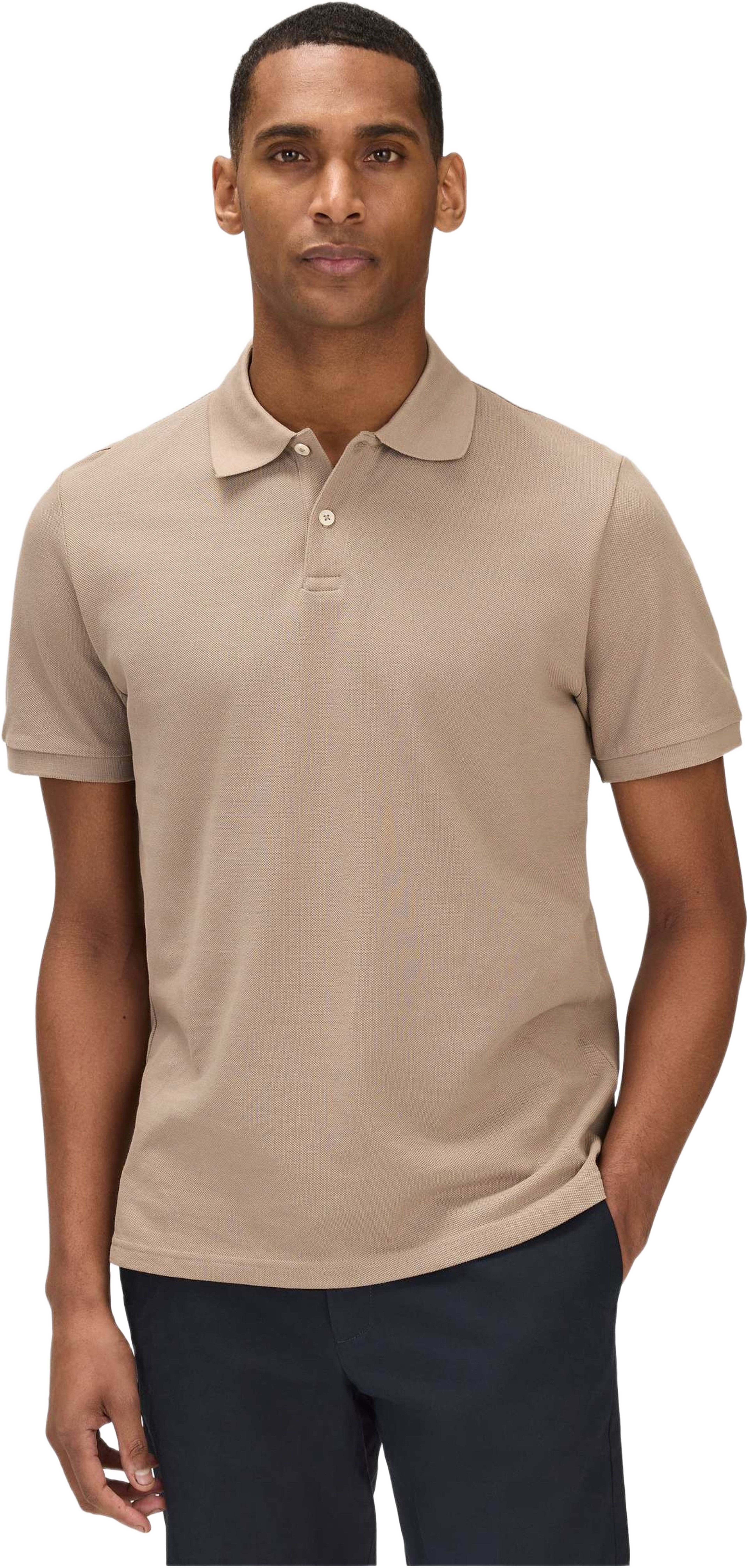 Cotton S/s Jersey Polo Piké (ola), från John Henric, i färgen mid brown. Klicka för att öppna bilden i stort format