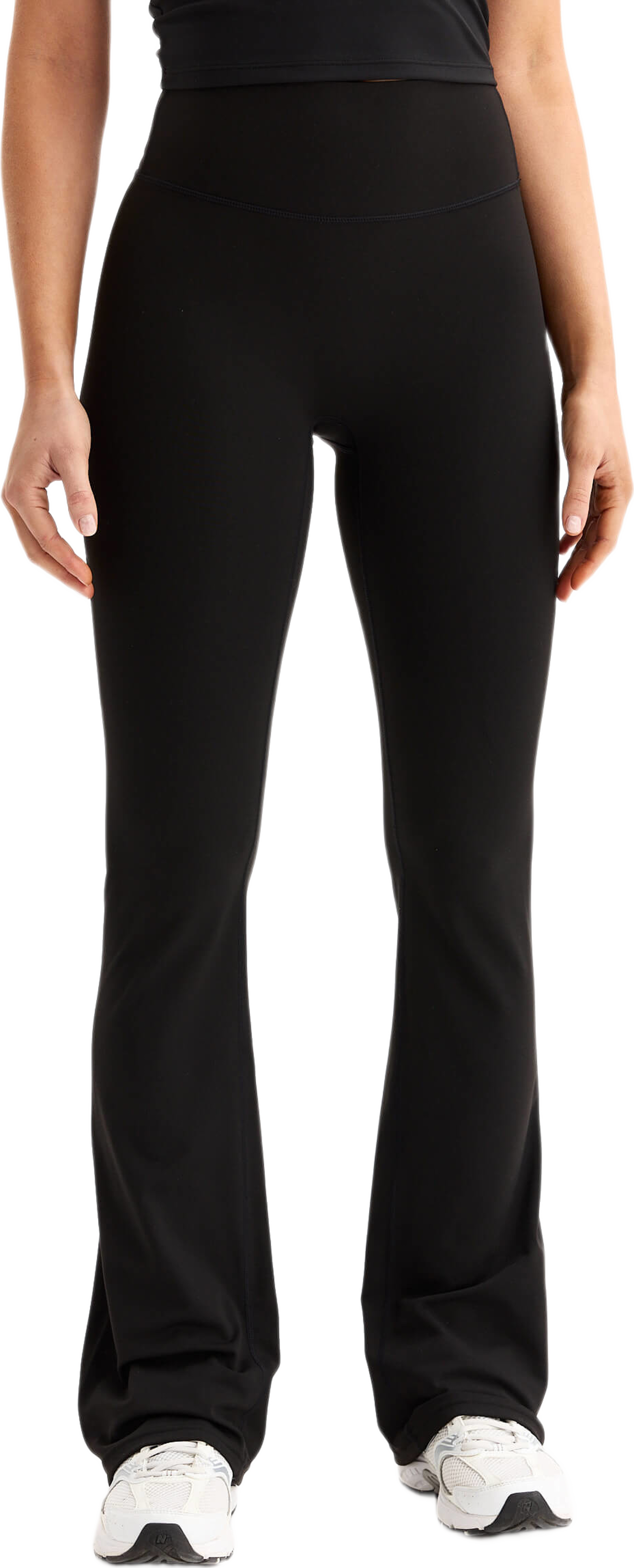 Butter Soft Flare Tights, från Drop of Mindfulness, i färgen black. Klicka för att öppna bilden i stort format