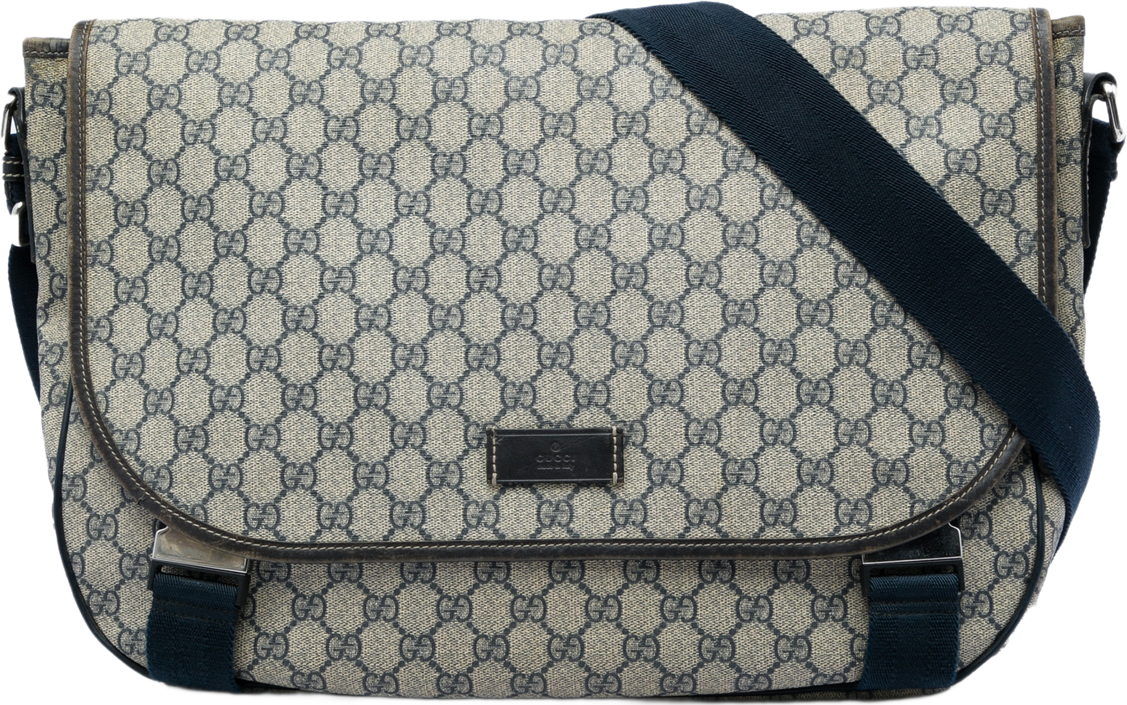 Gucci Gg Supreme Messenger Bag, från Luxclusif, i färgen beige. Klicka för att öppna bilden i stort format