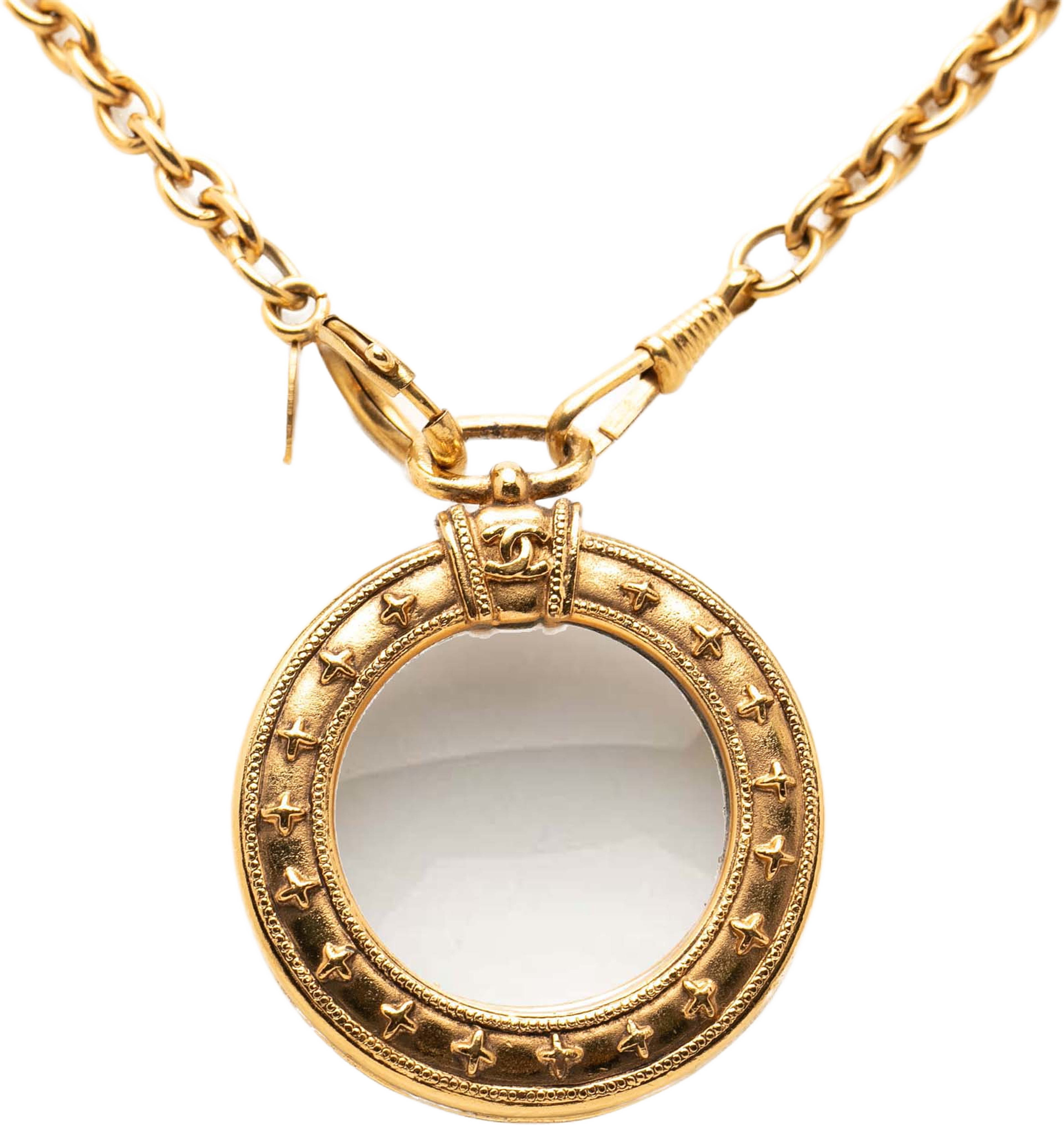 Chanel Gold Plated Magnifying Glass Pendant Long Necklace, från Luxclusif, i färgen gold. Klicka för att öppna bilden i stort format