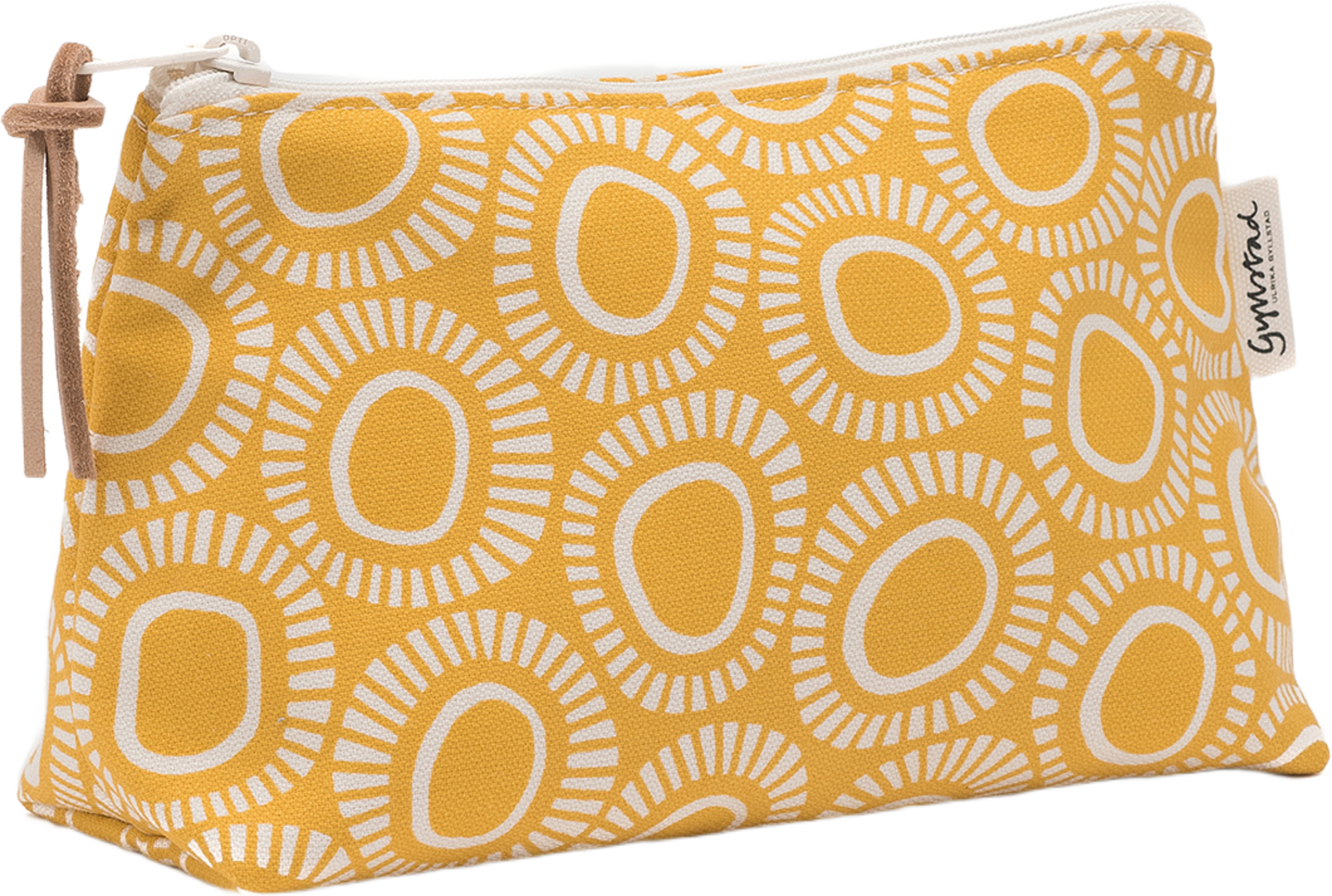 Necessär Solar, Medium