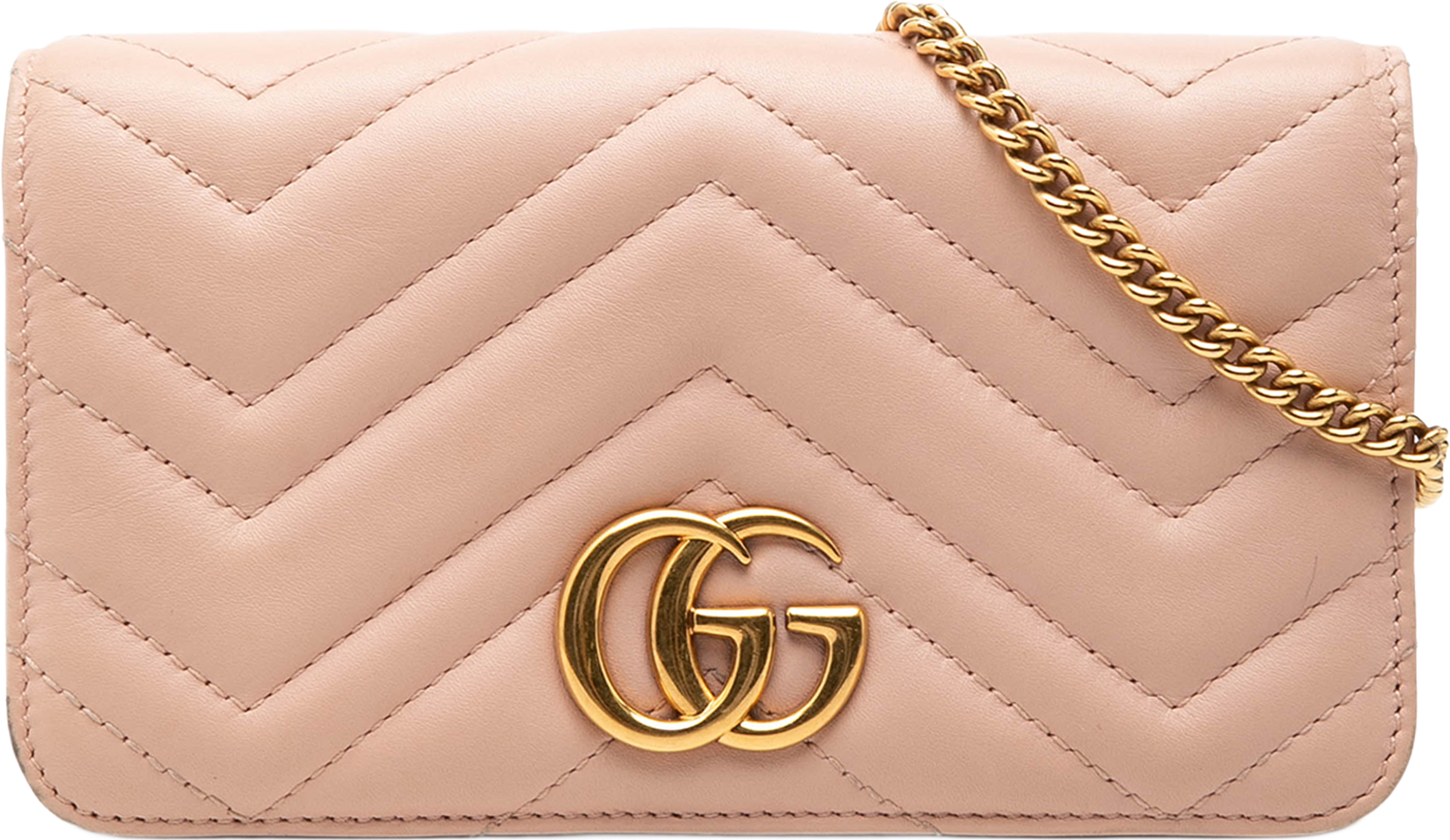Gucci Mini Gg Marmont Matelasse Calfskin Wallet On Chain, från Luxclusif, i färgen rosa. Klicka för att öppna bilden i stort format
